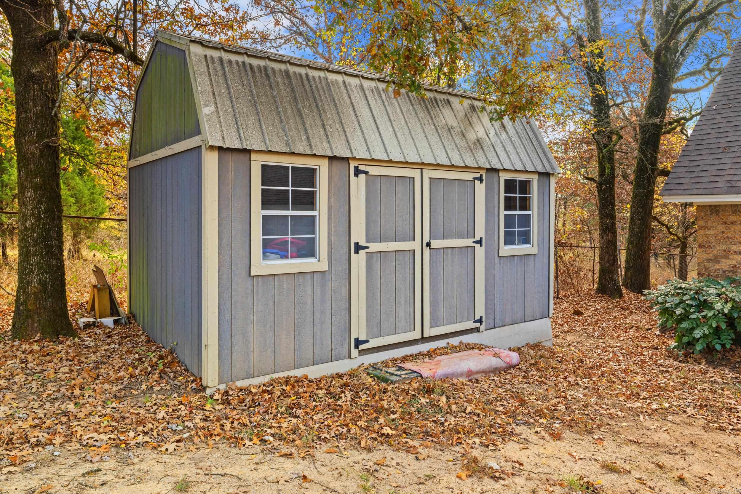 10619 Panther Mountain Road North Little Rock, AR 72113-9199