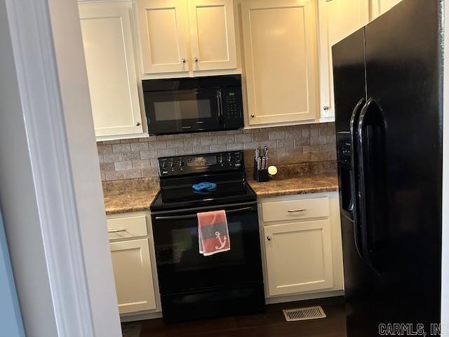 104 Chelsea Dr #14  Fairfield Bay, AR