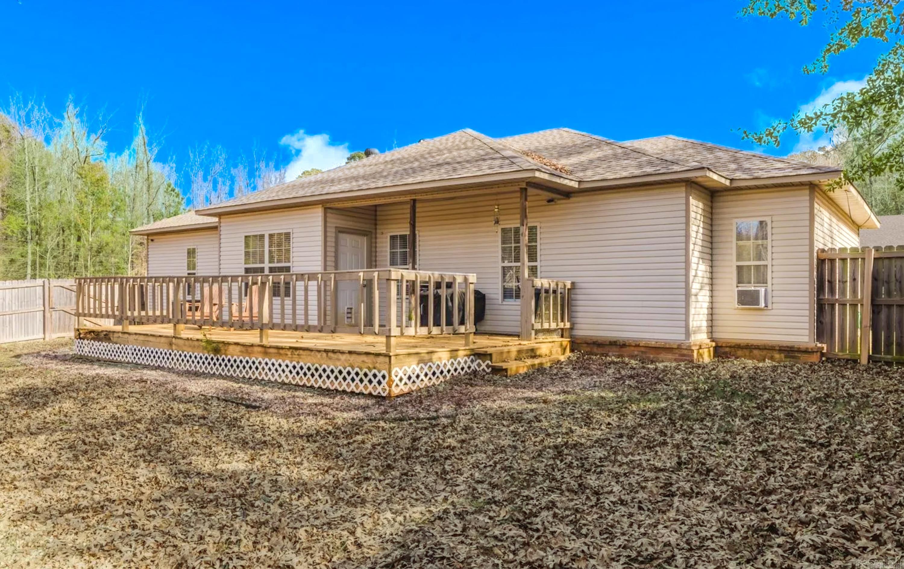 64 Horton HIlls  Sheridan, AR