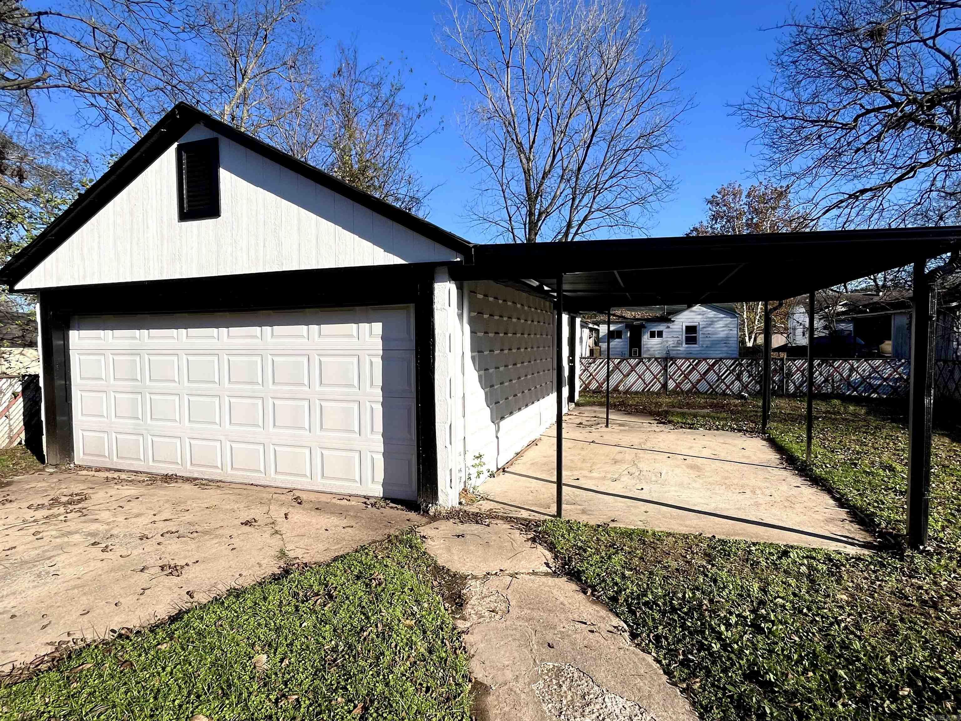 712 Blossom Street North Little Rock, AR 72117