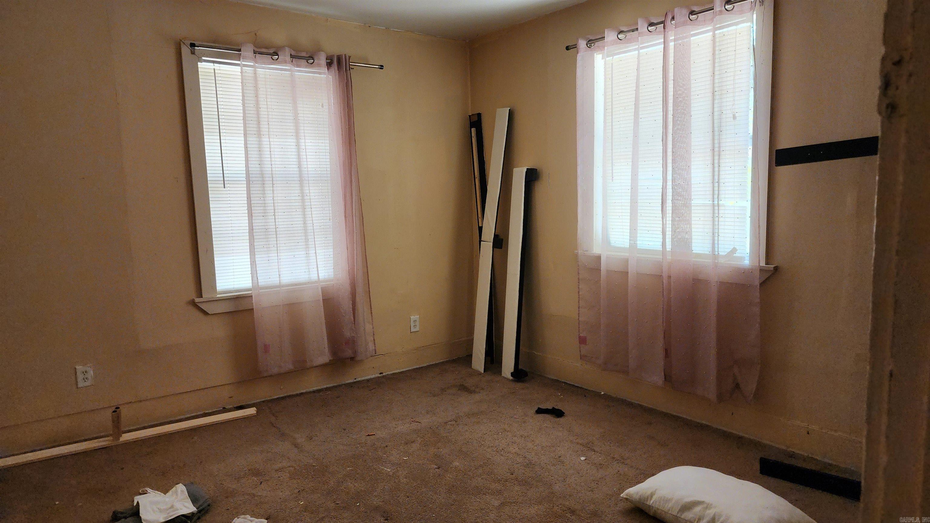 2000 S Valentine  Little Rock, AR