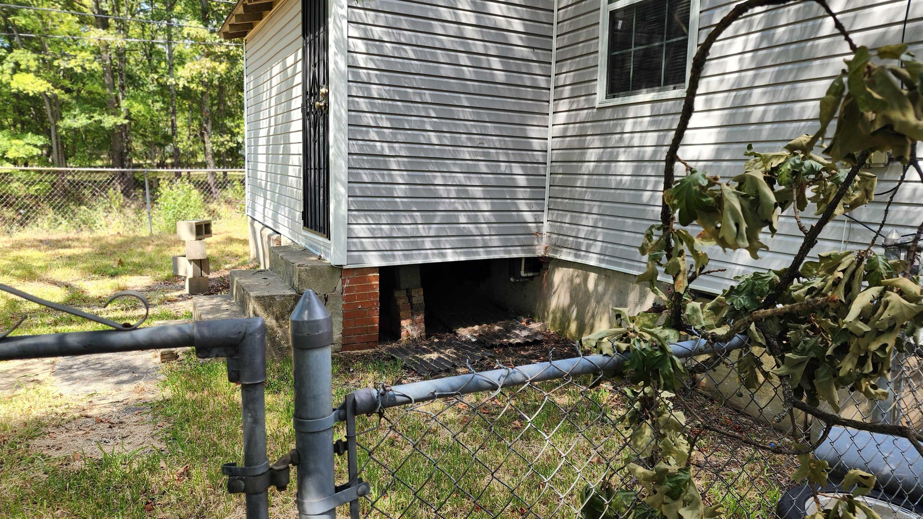 2000 S Valentine  Little Rock, AR