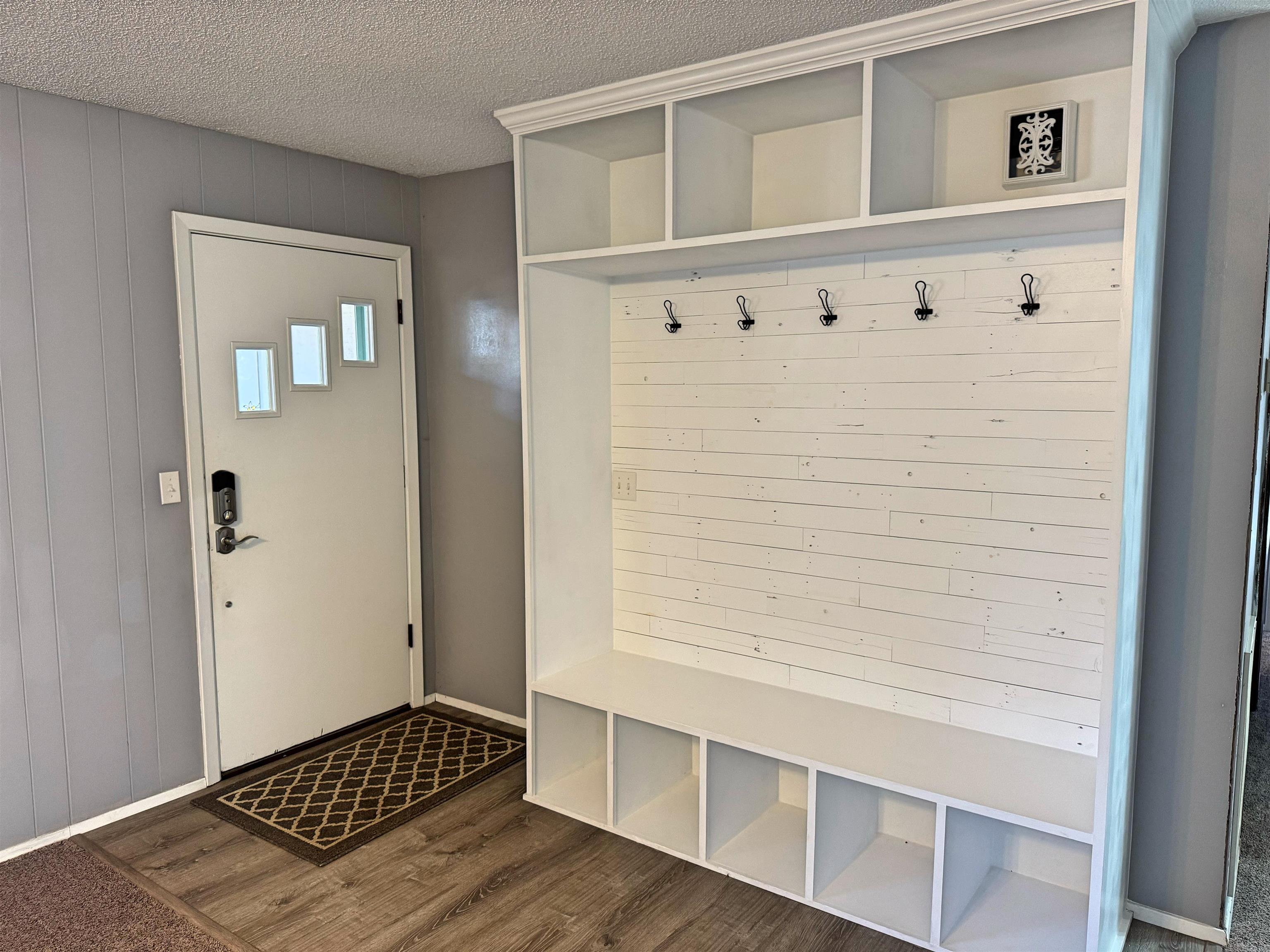 908 Oak  Mountain View, AR