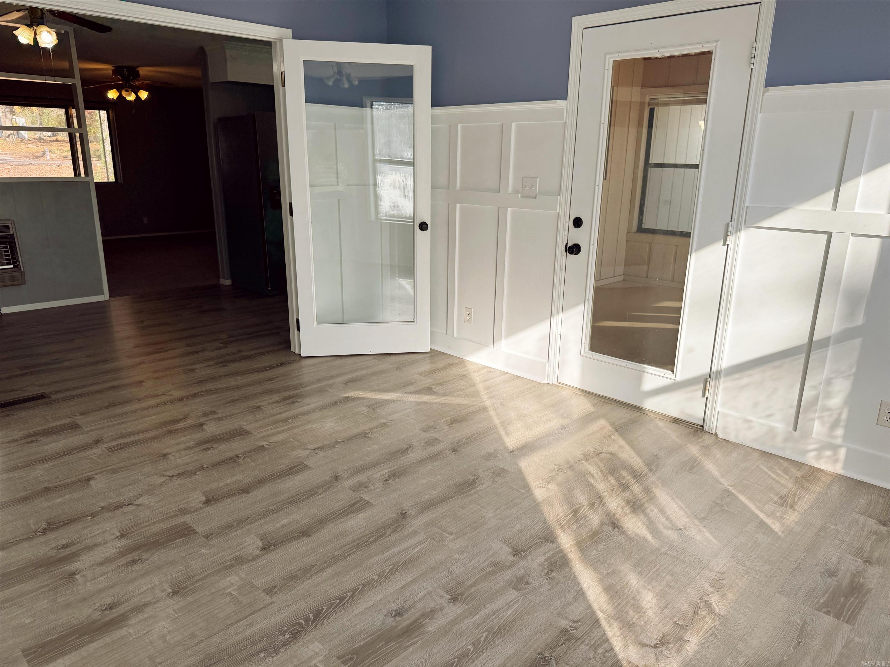 908 Oak  Mountain View, AR