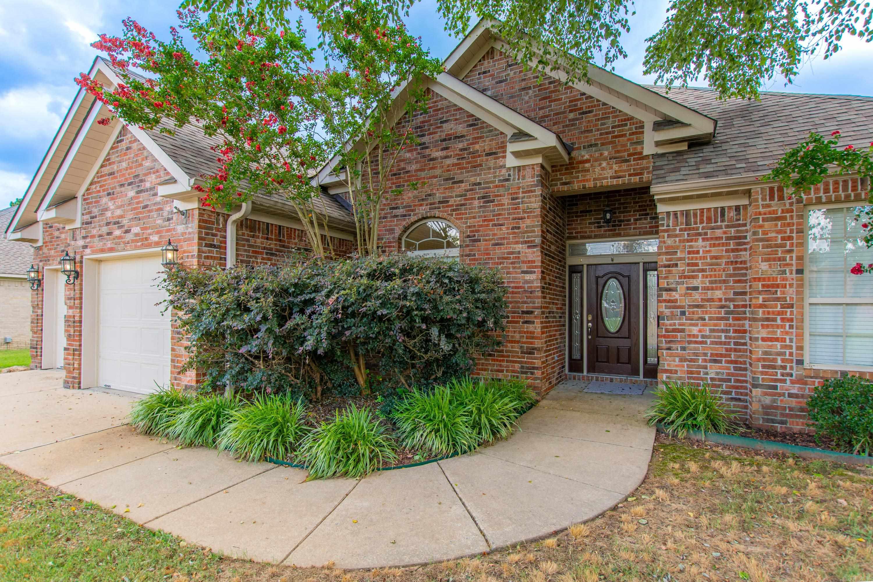 13 Blueberry Ln Cabot, AR 72023