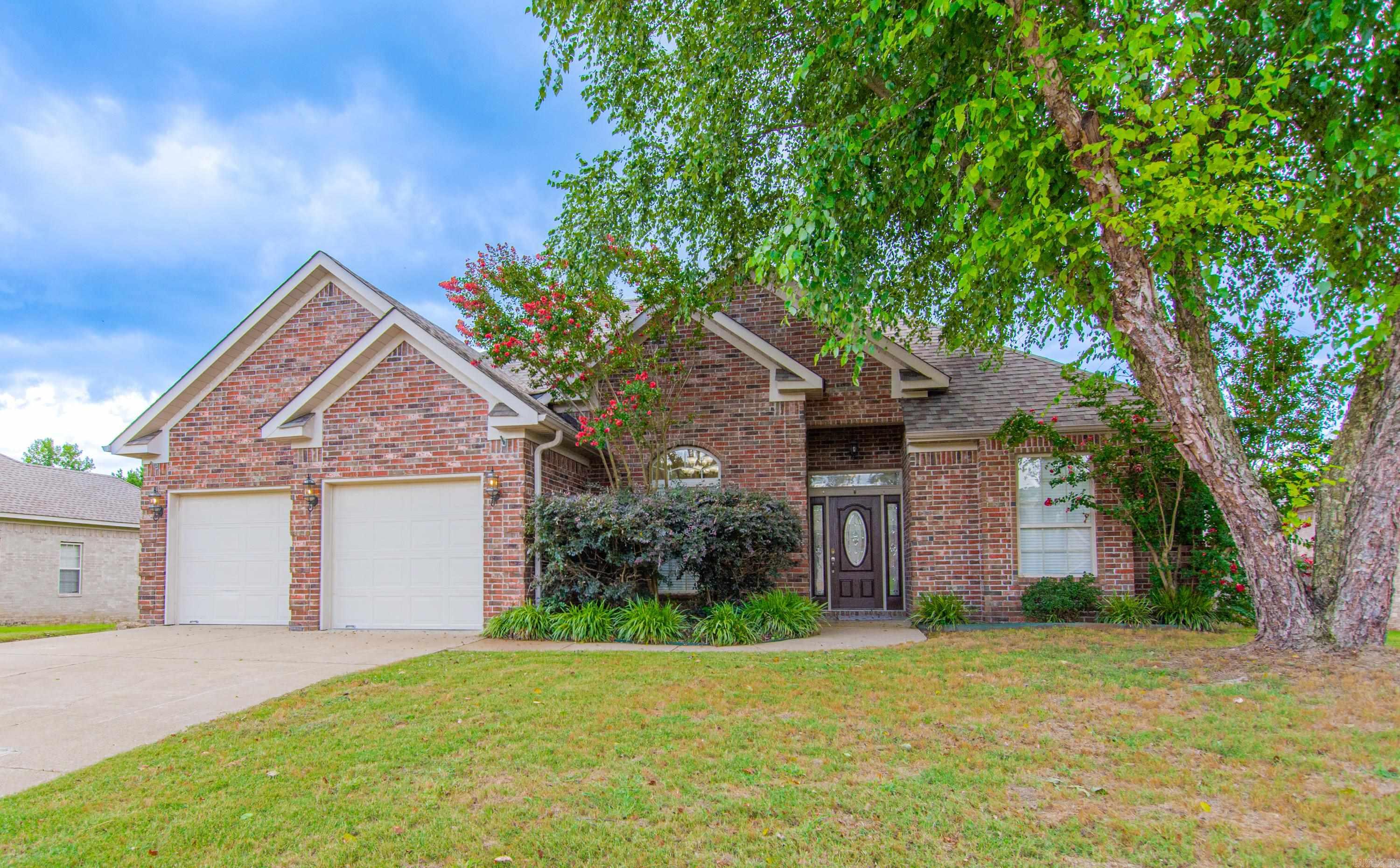 13 Blueberry Ln Cabot, AR 72023