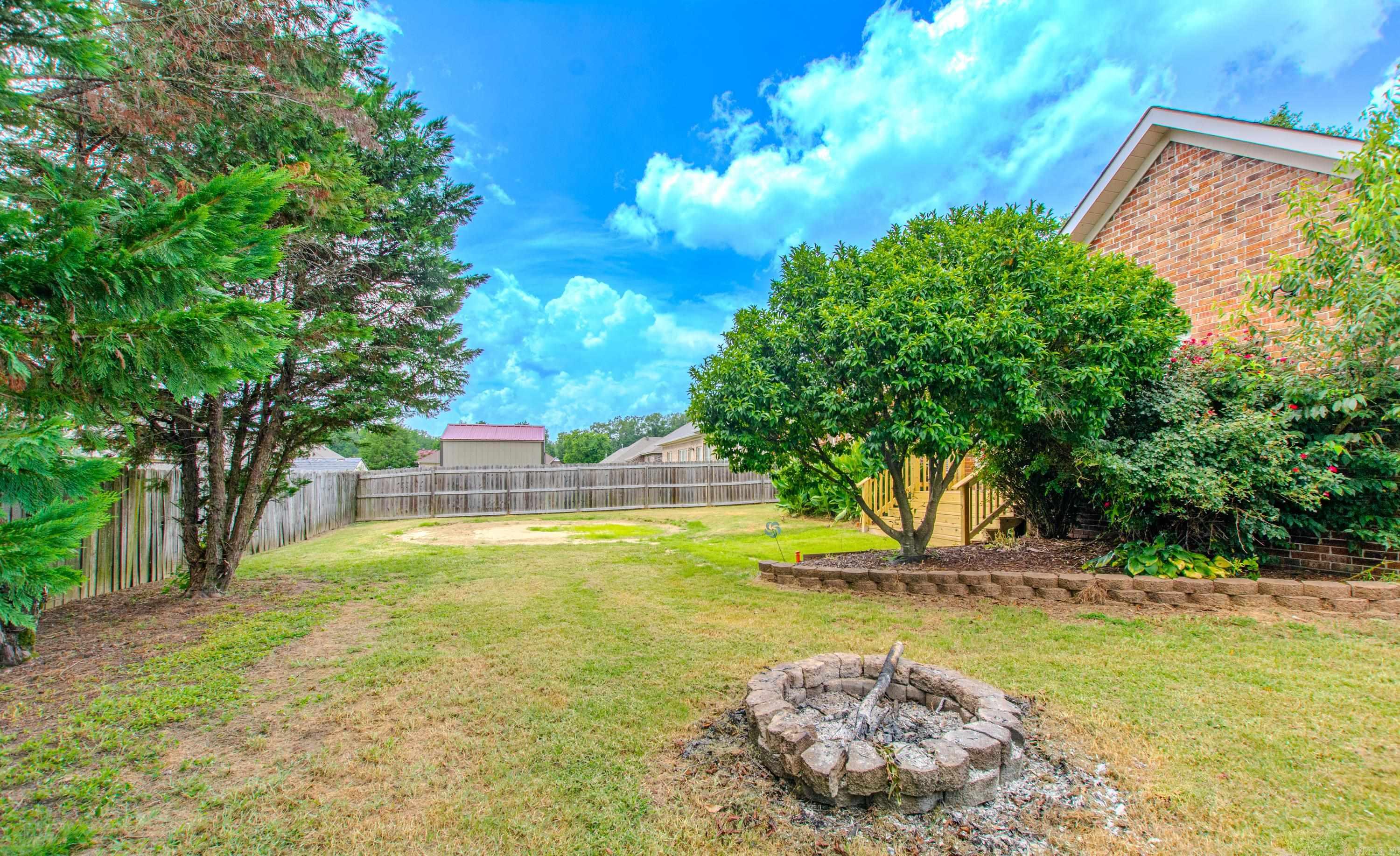 13 Blueberry Ln Cabot, AR 72023