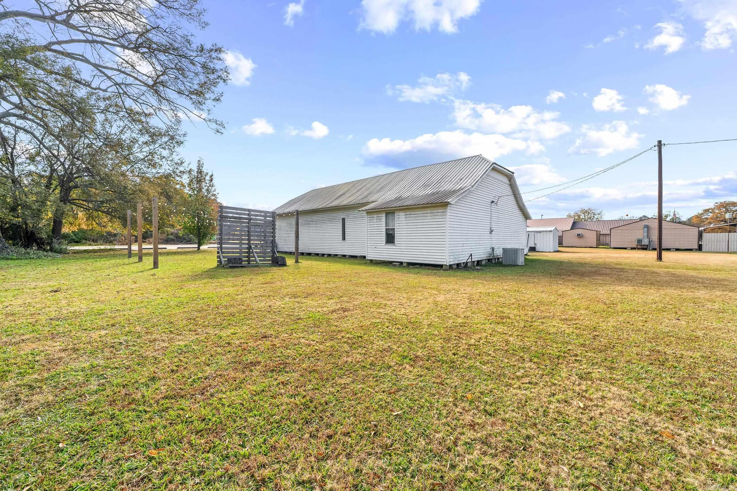 808 Broad  Winthrop, AR