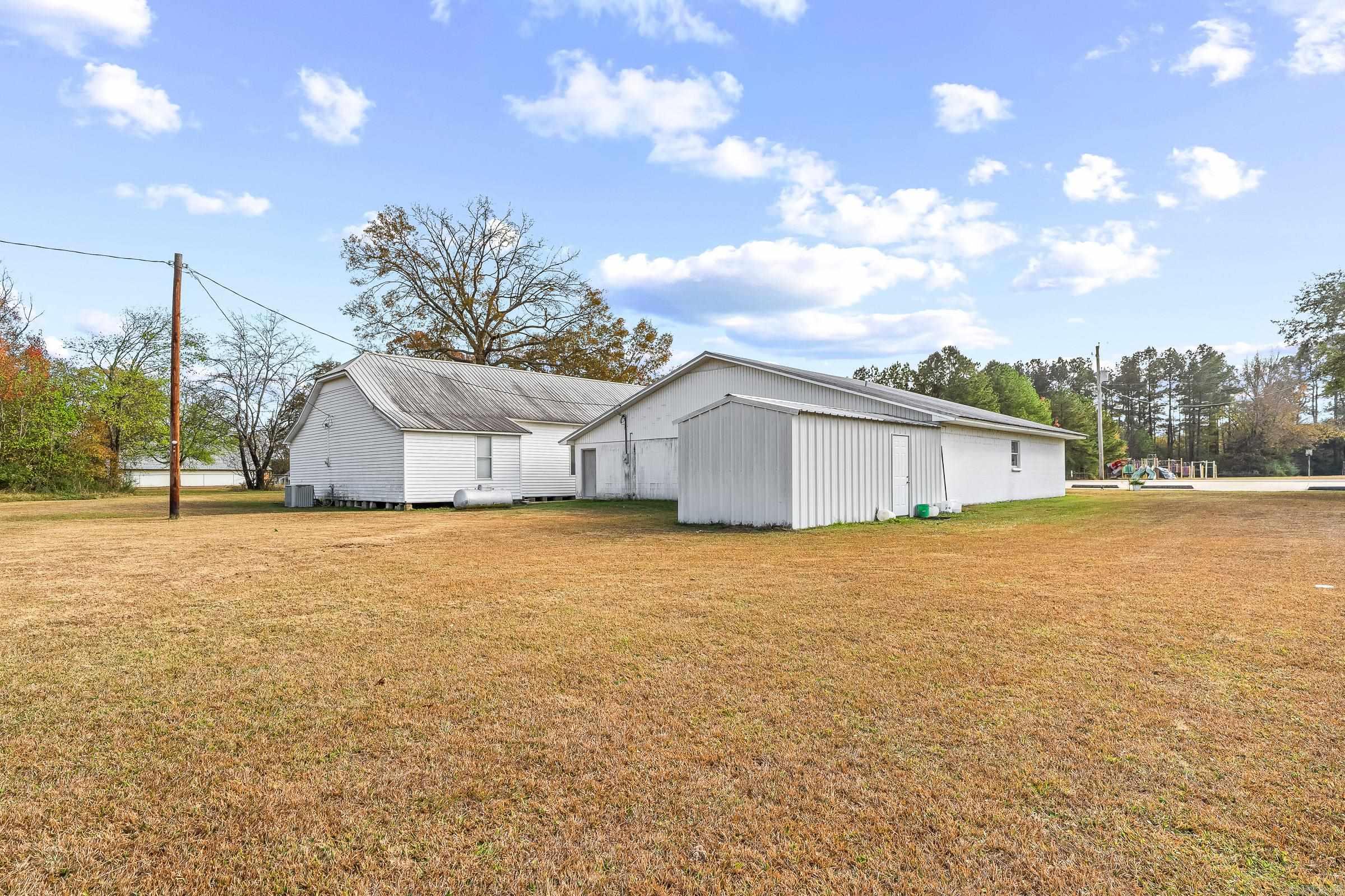 808 Broad  Winthrop, AR