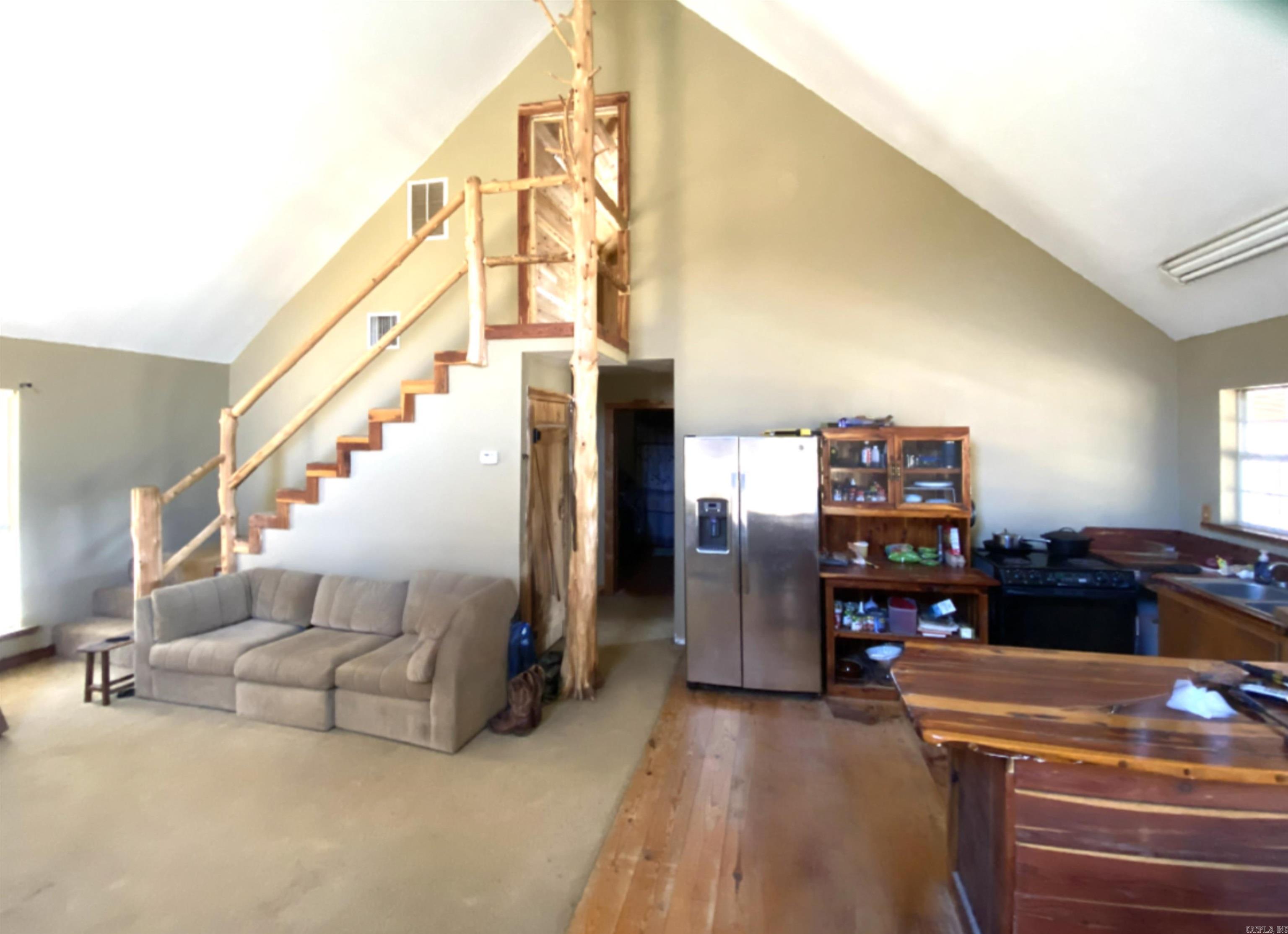 375 Batesville Mountain  Damascus, AR