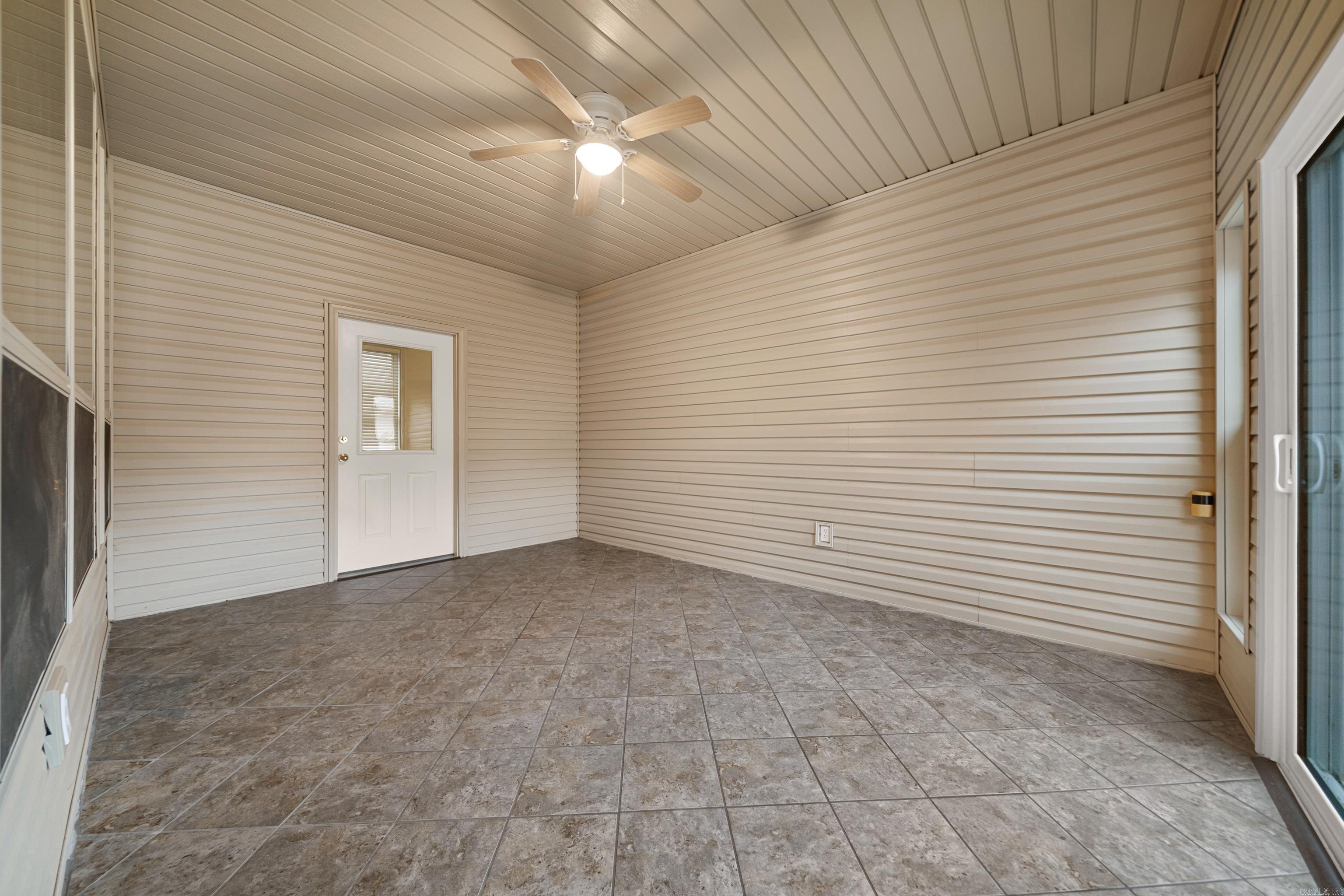 9 Graham Gardens Hot Springs, AR 71901