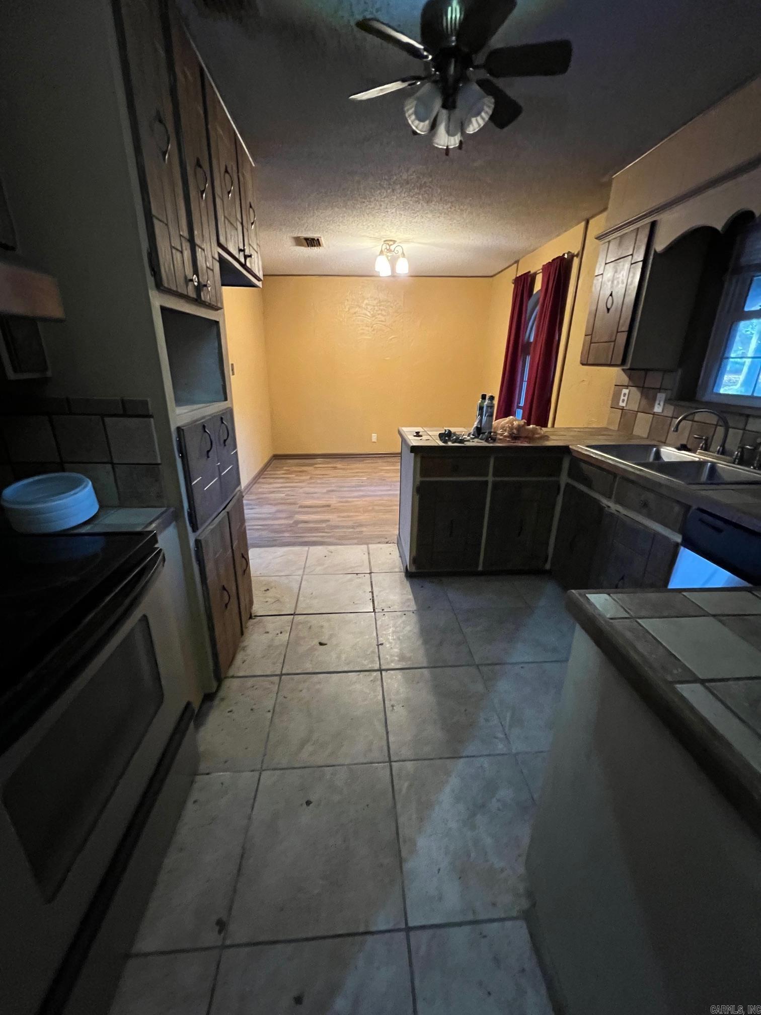 7 Tanglewood Oppelo, AR 72110