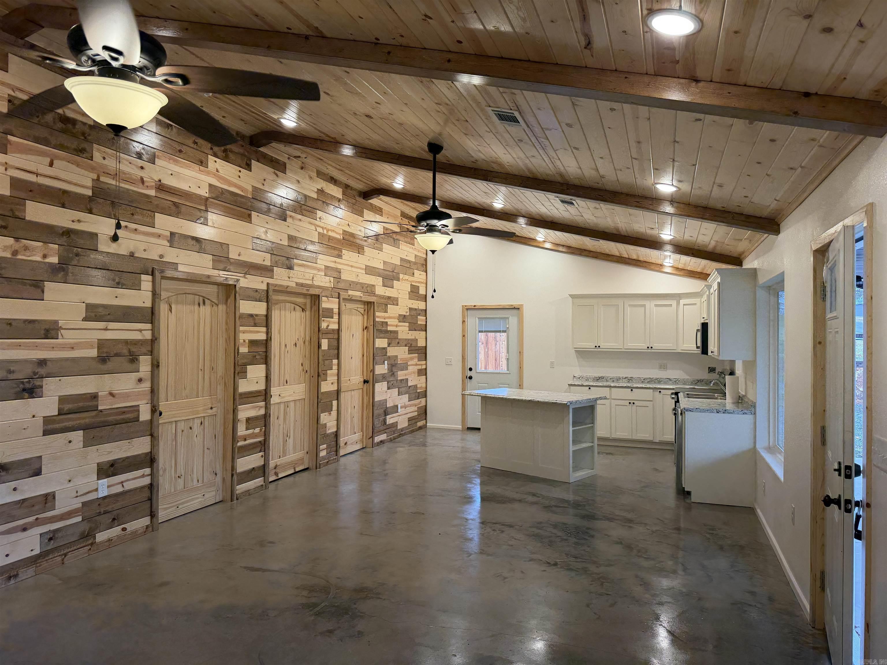 19903 Hwy 5 Mountain View, AR 72560