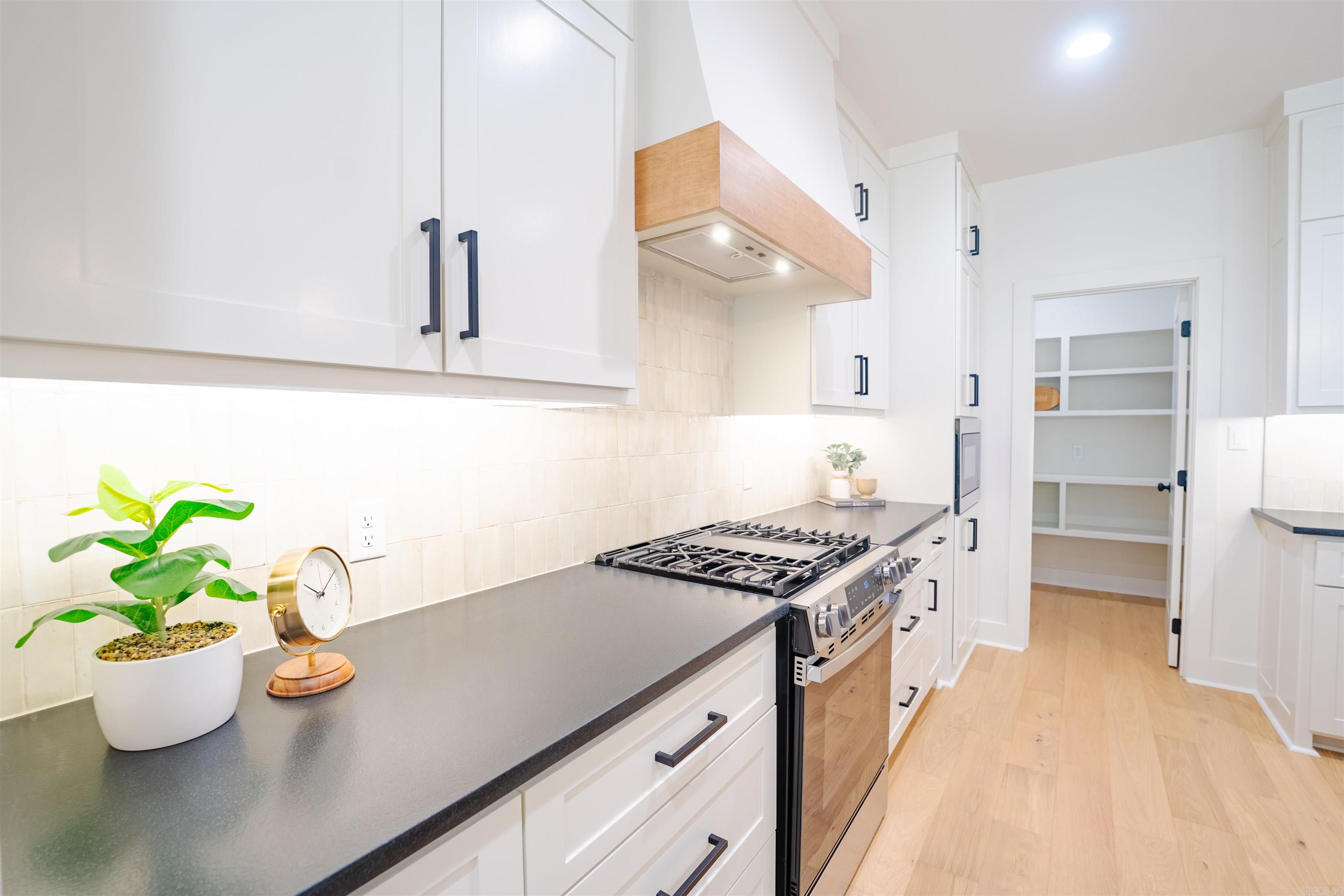 15116 Matterhorn  Maumelle, AR