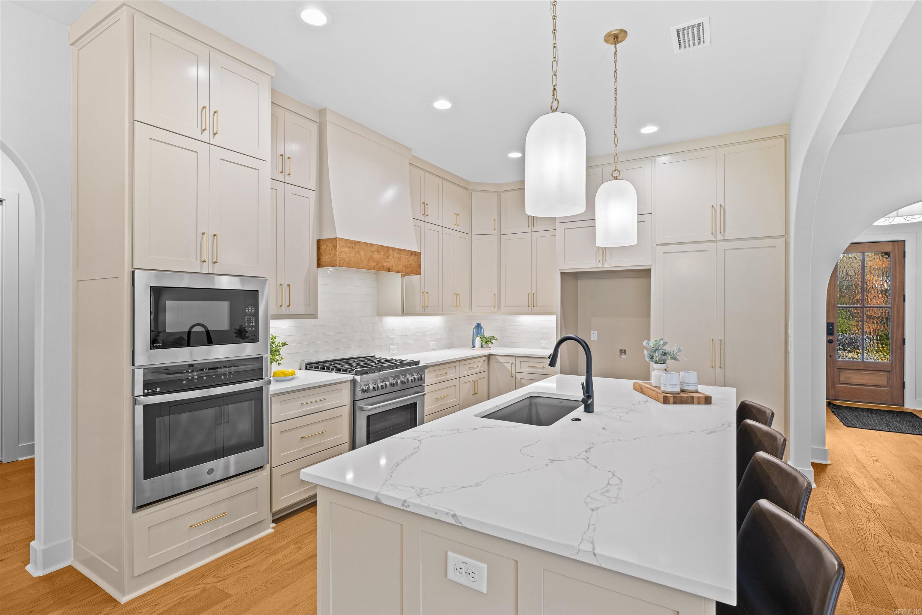 14415 Stonebrook  Maumelle, AR