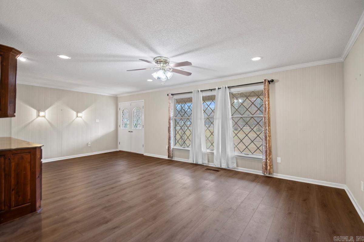 148 Windcrest Drive Malvern, AR 72104