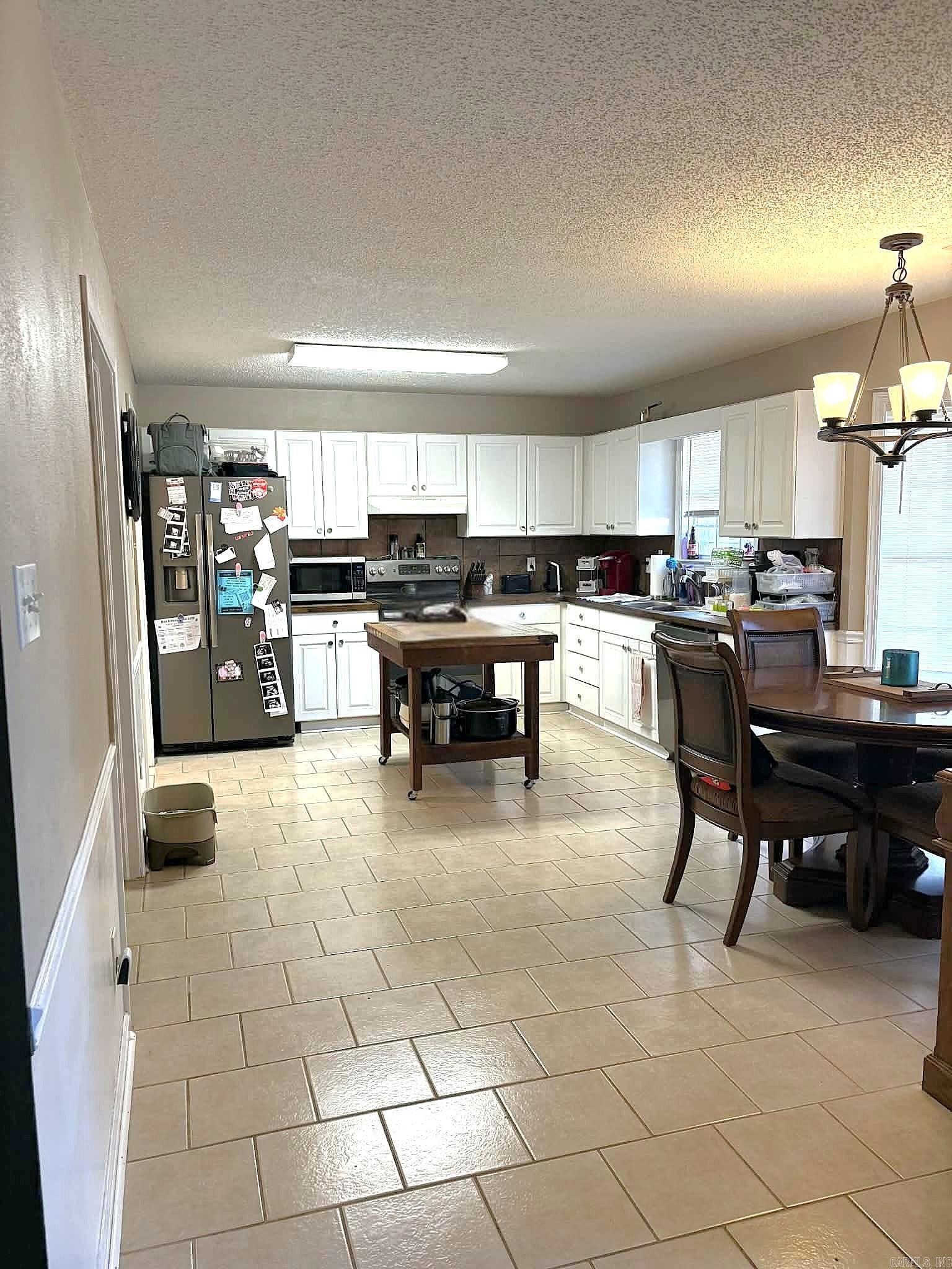 701 Honeysuckle Hills Court Redfield, AR 72132