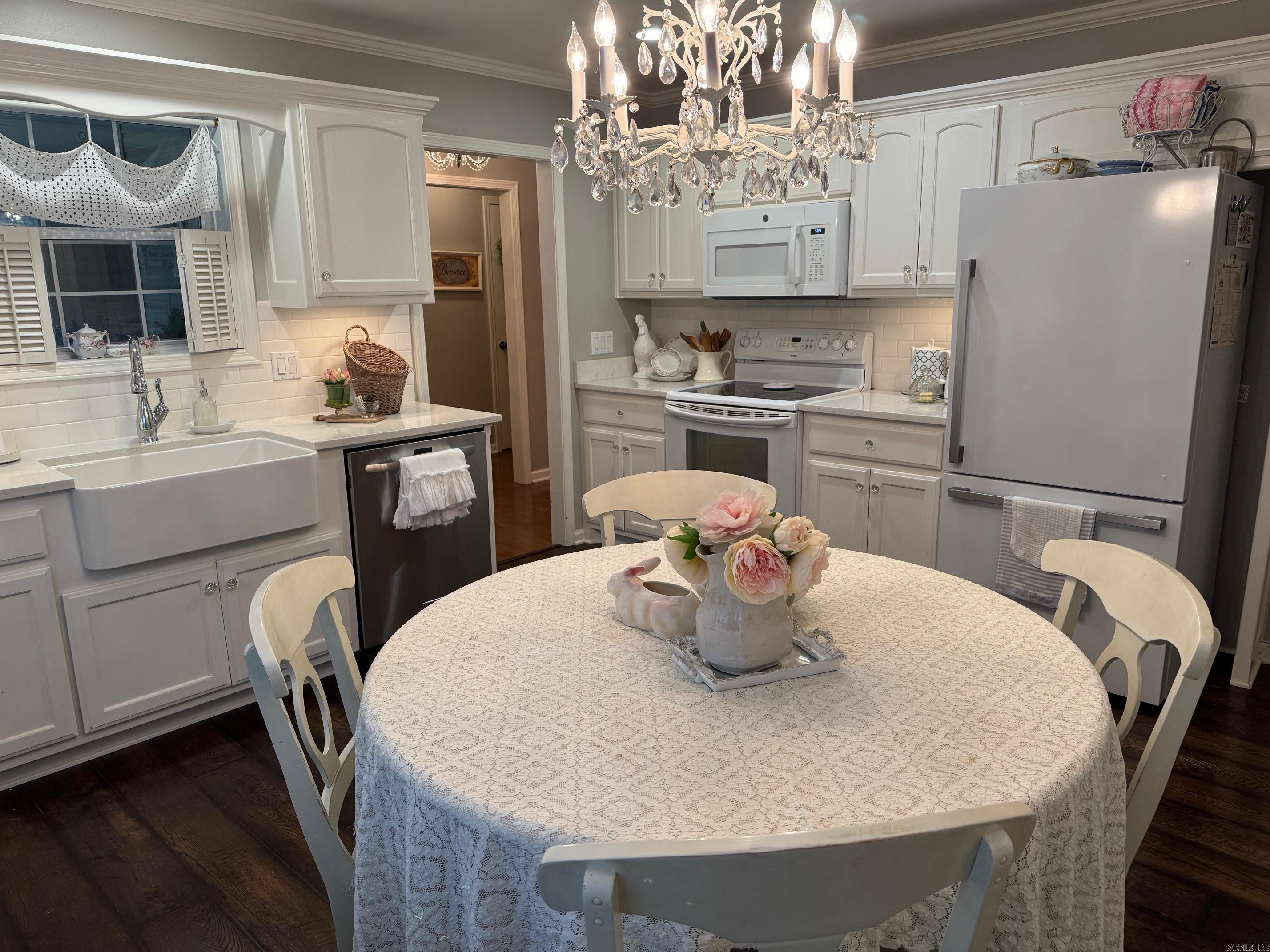 8 CARINENA LANE  Hot Springs Village, AR