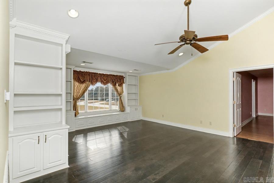 145 GRIZZLY BEAR DR  White Hall, AR