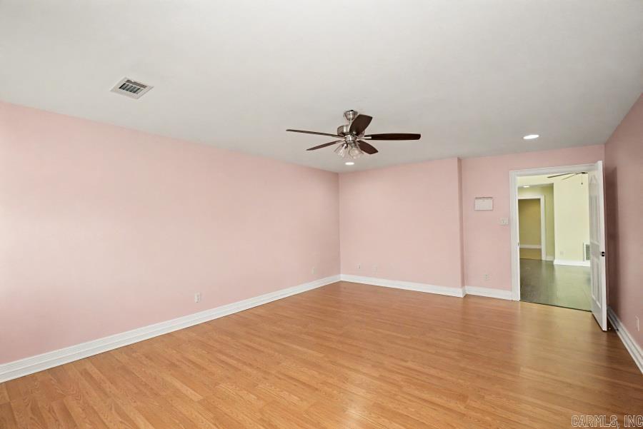 145 GRIZZLY BEAR DR  White Hall, AR