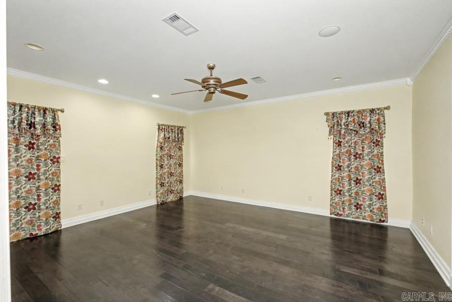 145 GRIZZLY BEAR DR  White Hall, AR