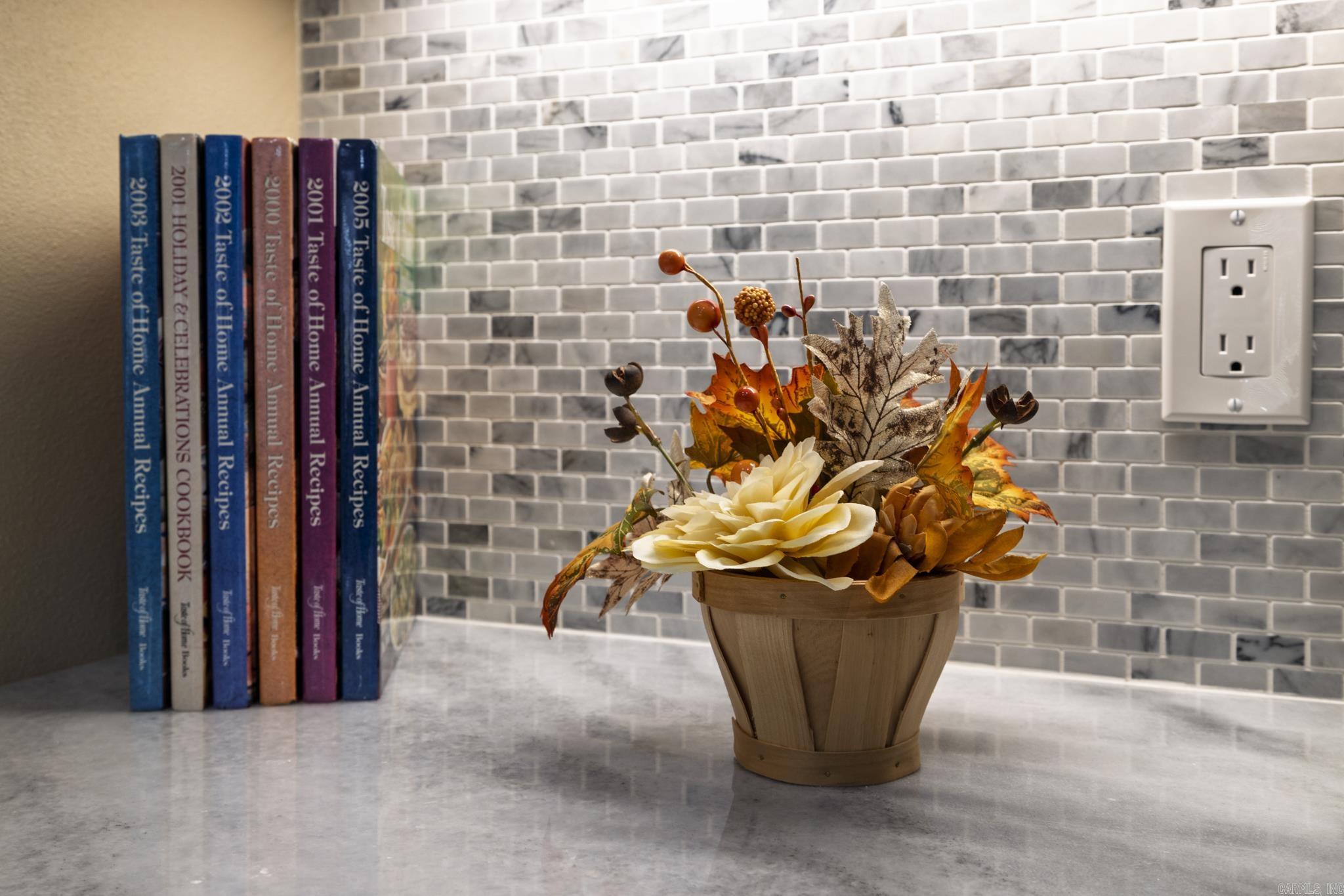 17 Promesa Place Hot Springs Village, AR 71909