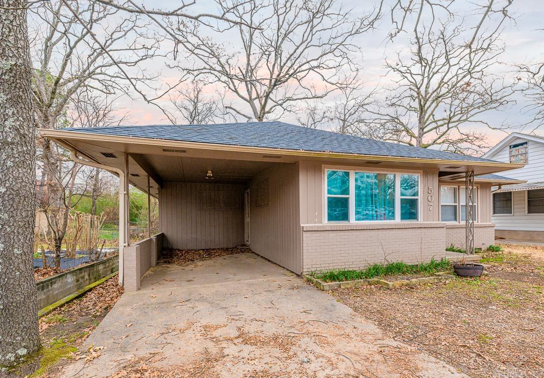 507 UAMS BLVD Little Rock, AR 72205