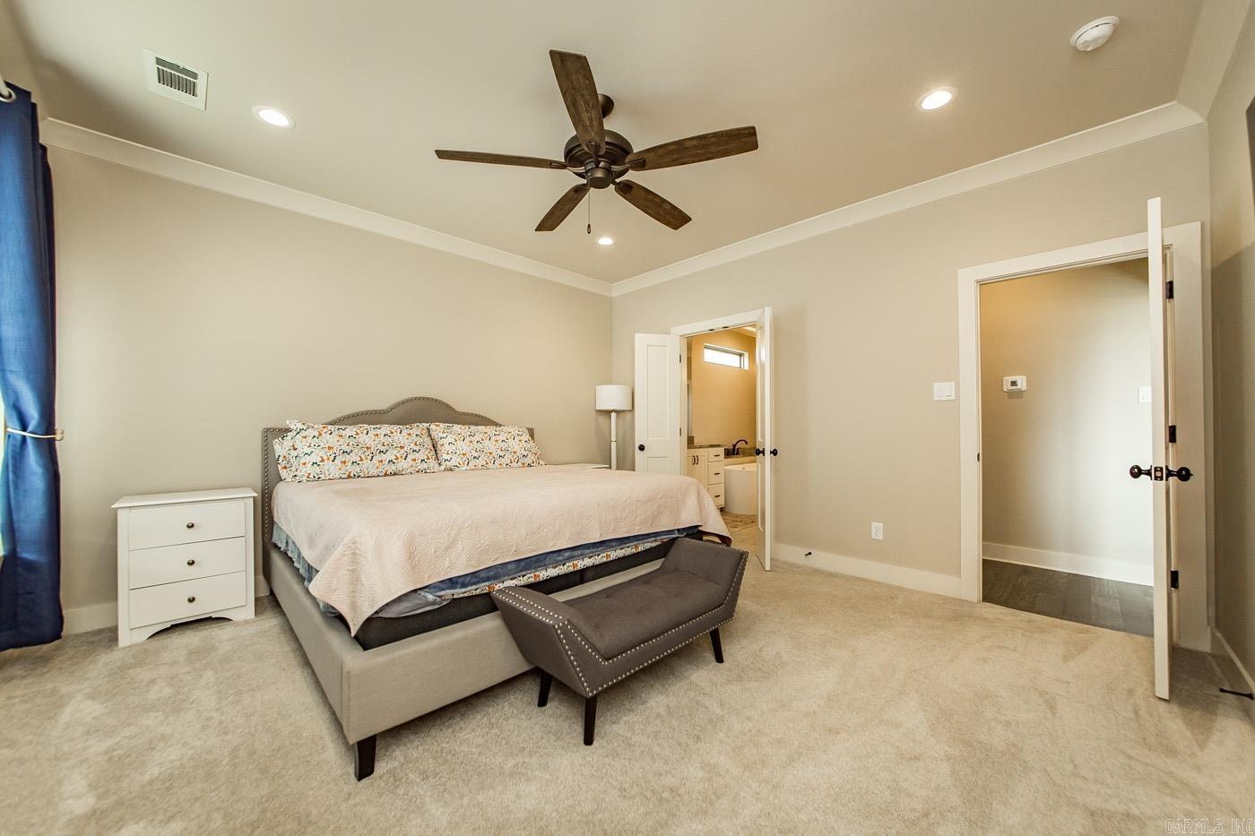 837 Oak Forest Circle Sherwood, AR 72120