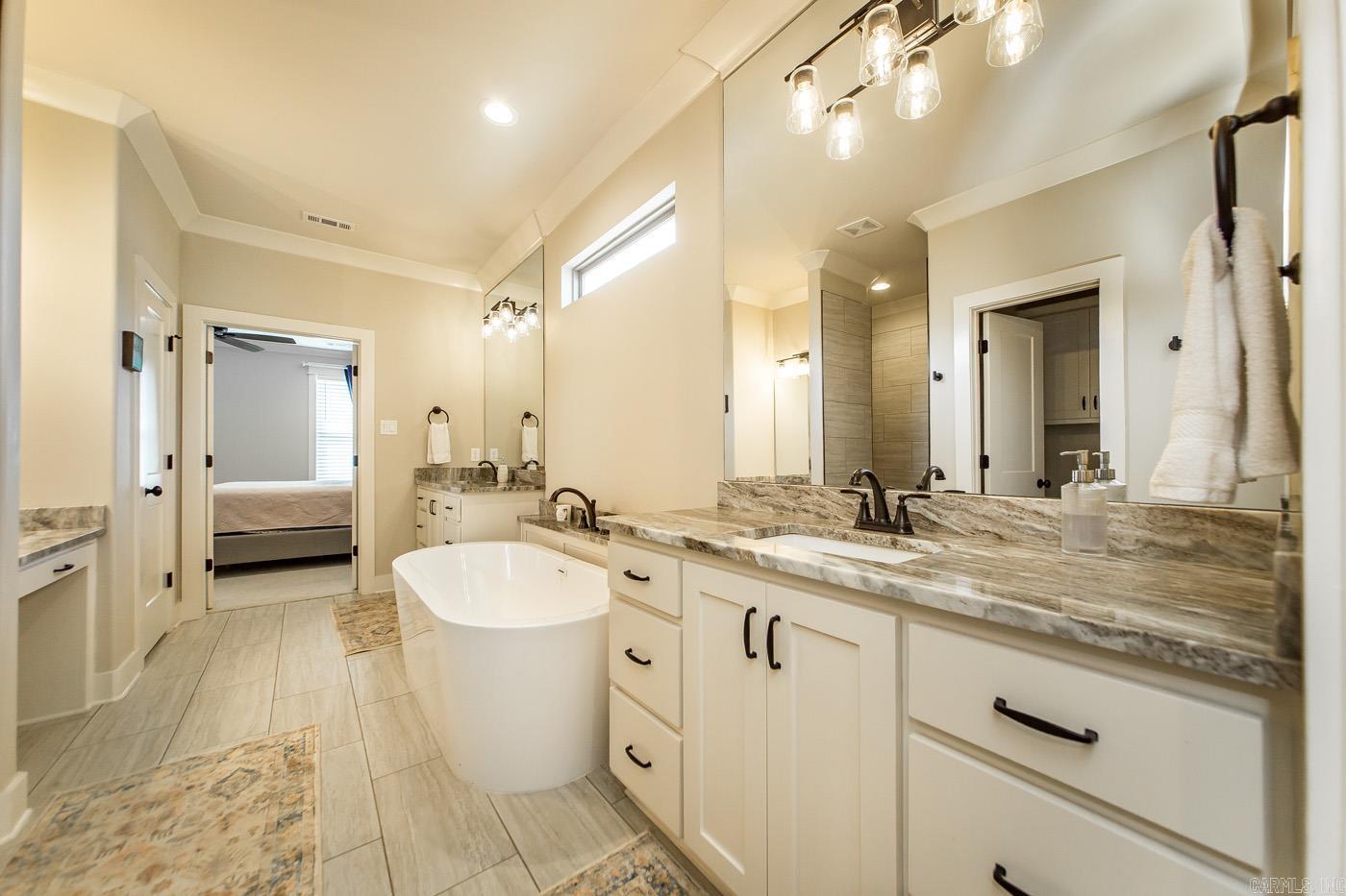 837 Oak Forest Circle Sherwood, AR 72120