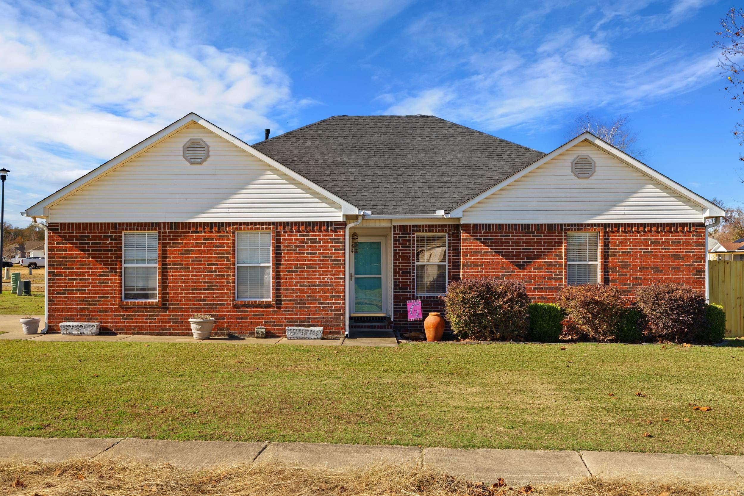 1 Moon Ridge  Ward, AR