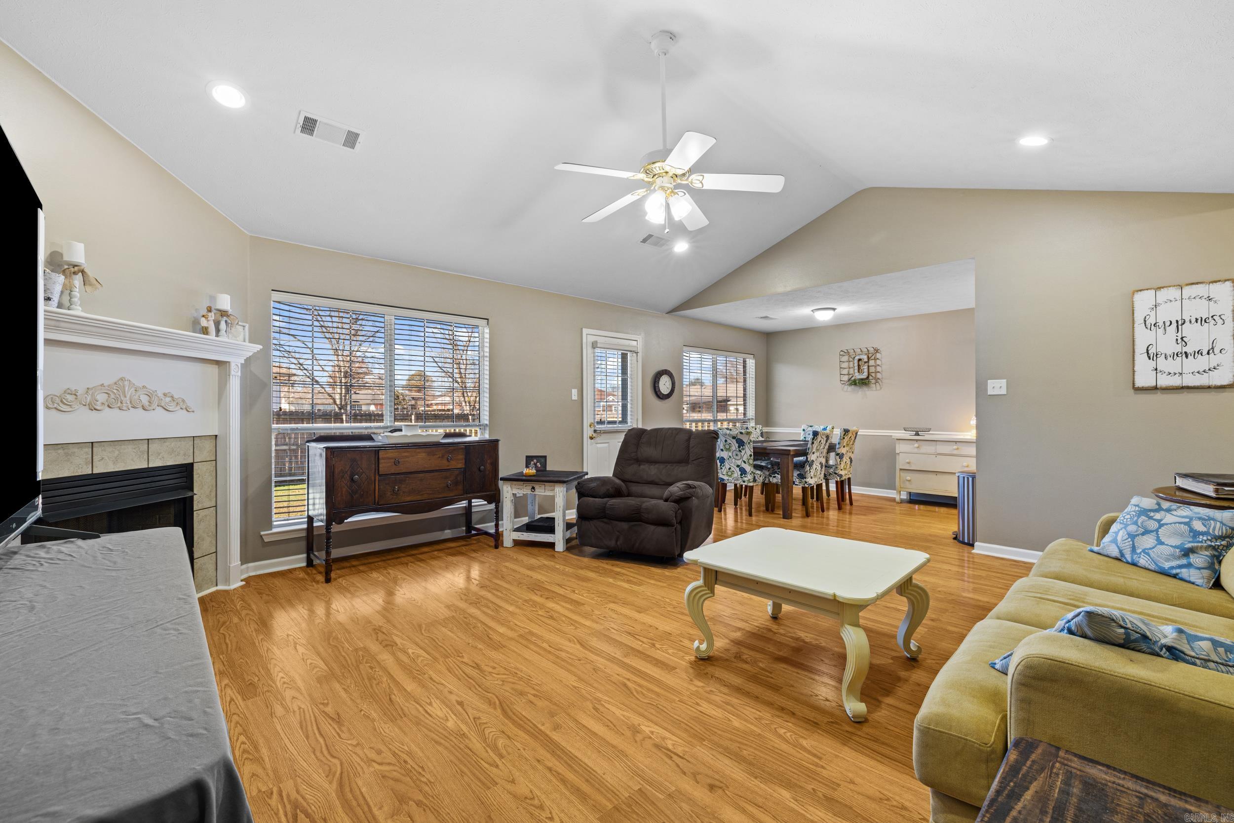 1 Moon Ridge  Ward, AR