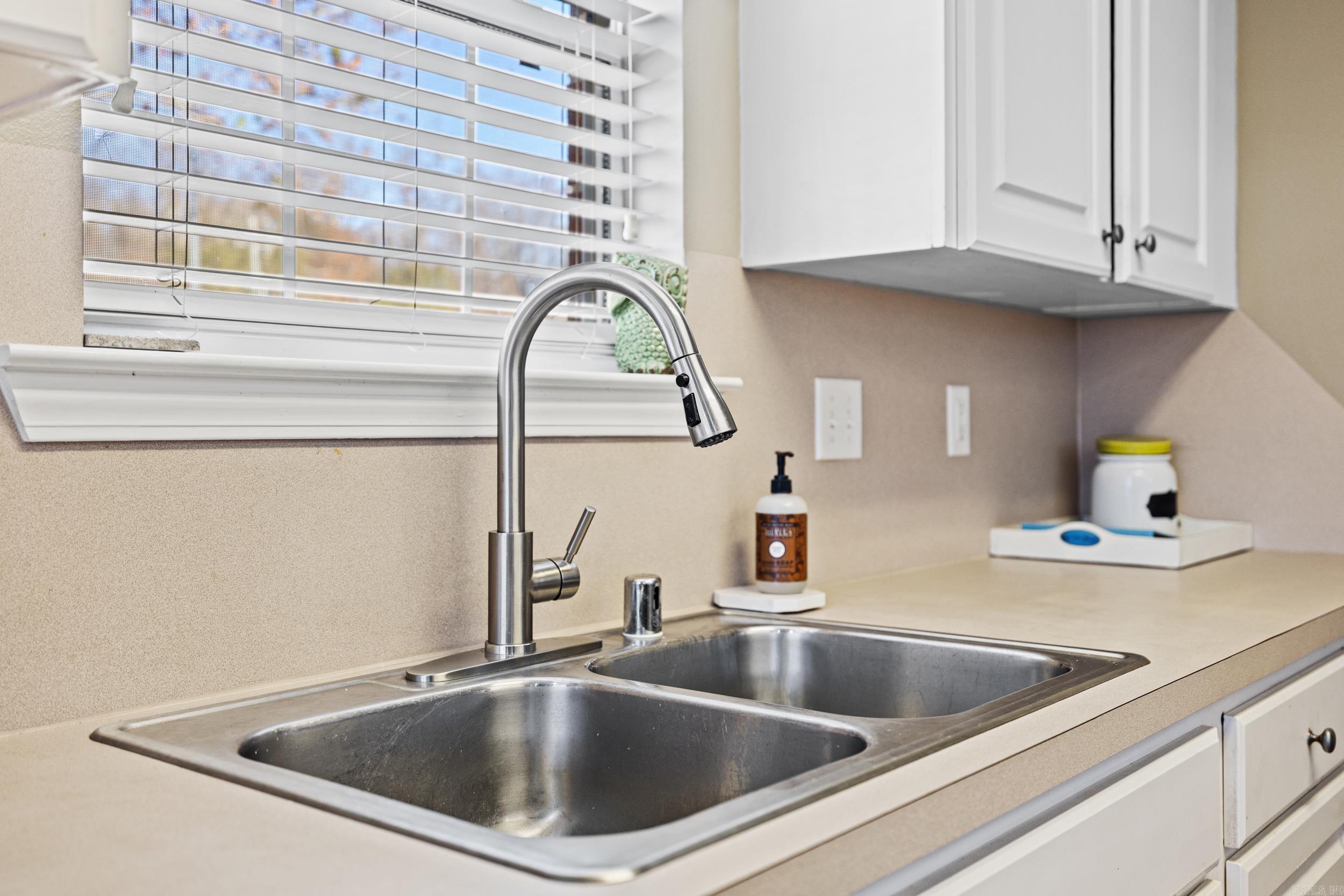 1 Moon Ridge  Ward, AR