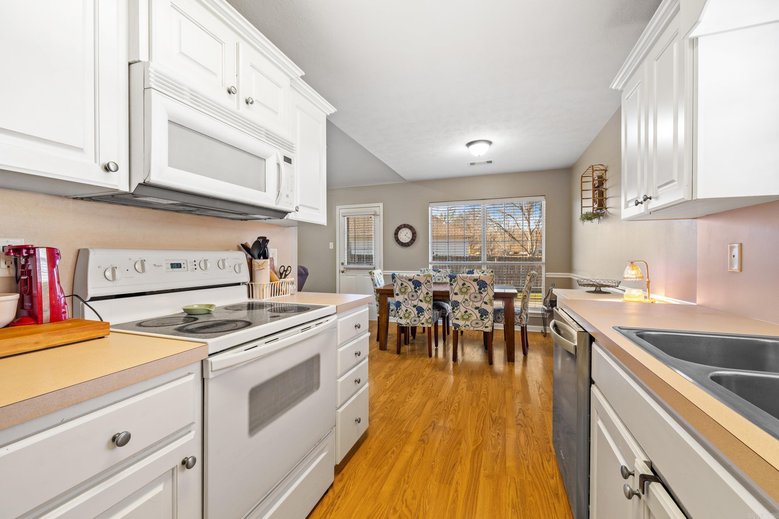 1 Moon Ridge  Ward, AR