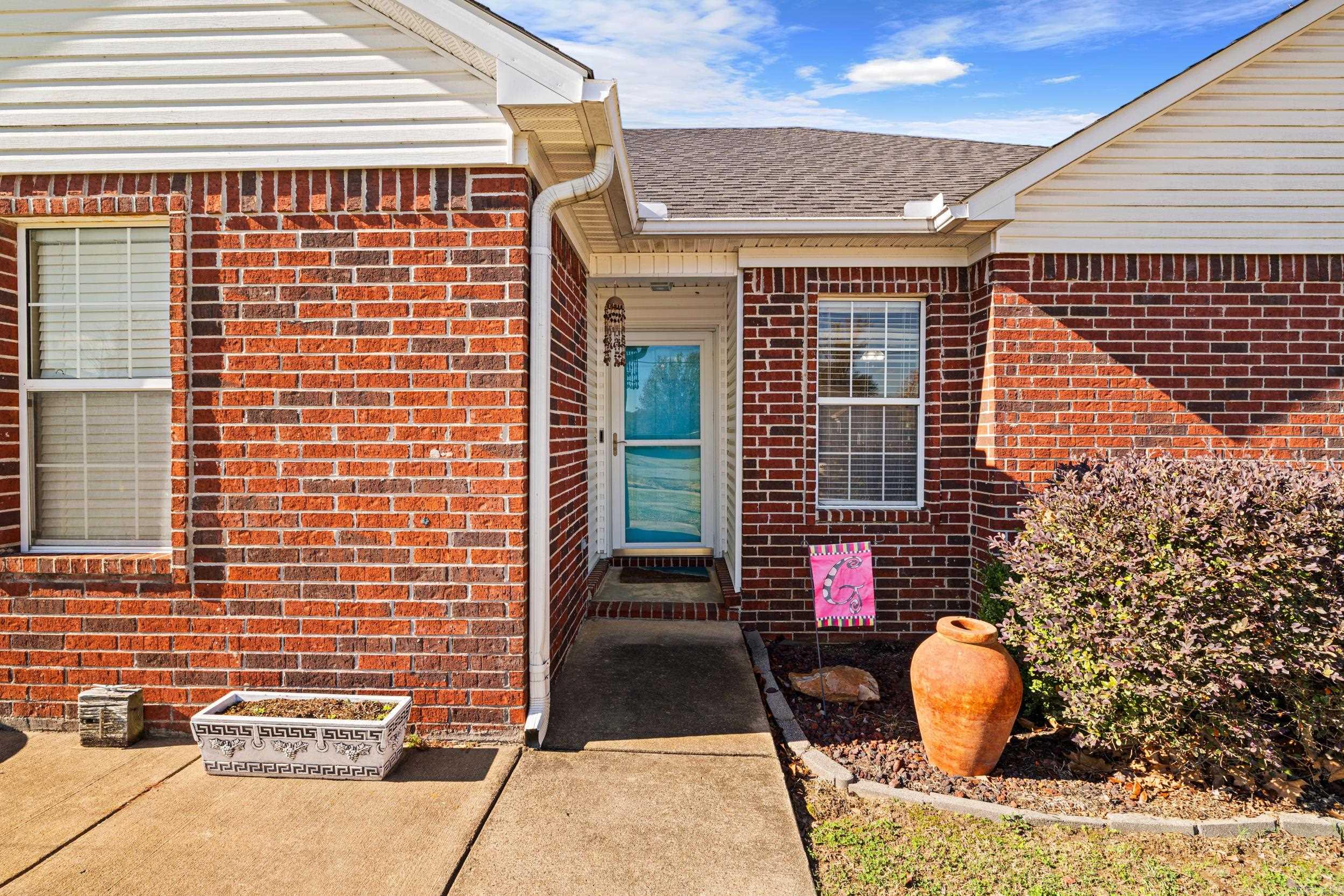 1 Moon Ridge  Ward, AR