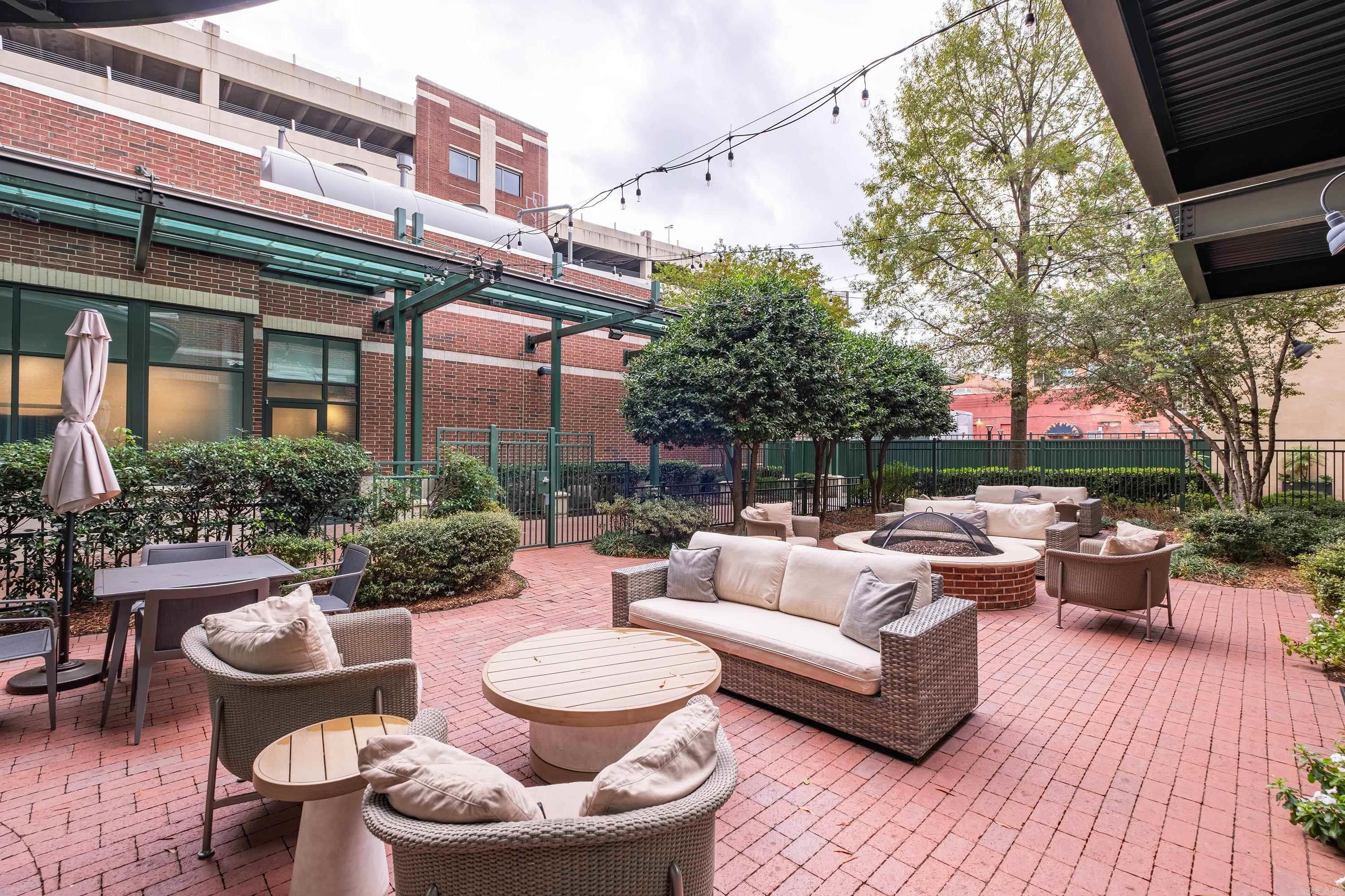 521 President Clinton  Little Rock, AR