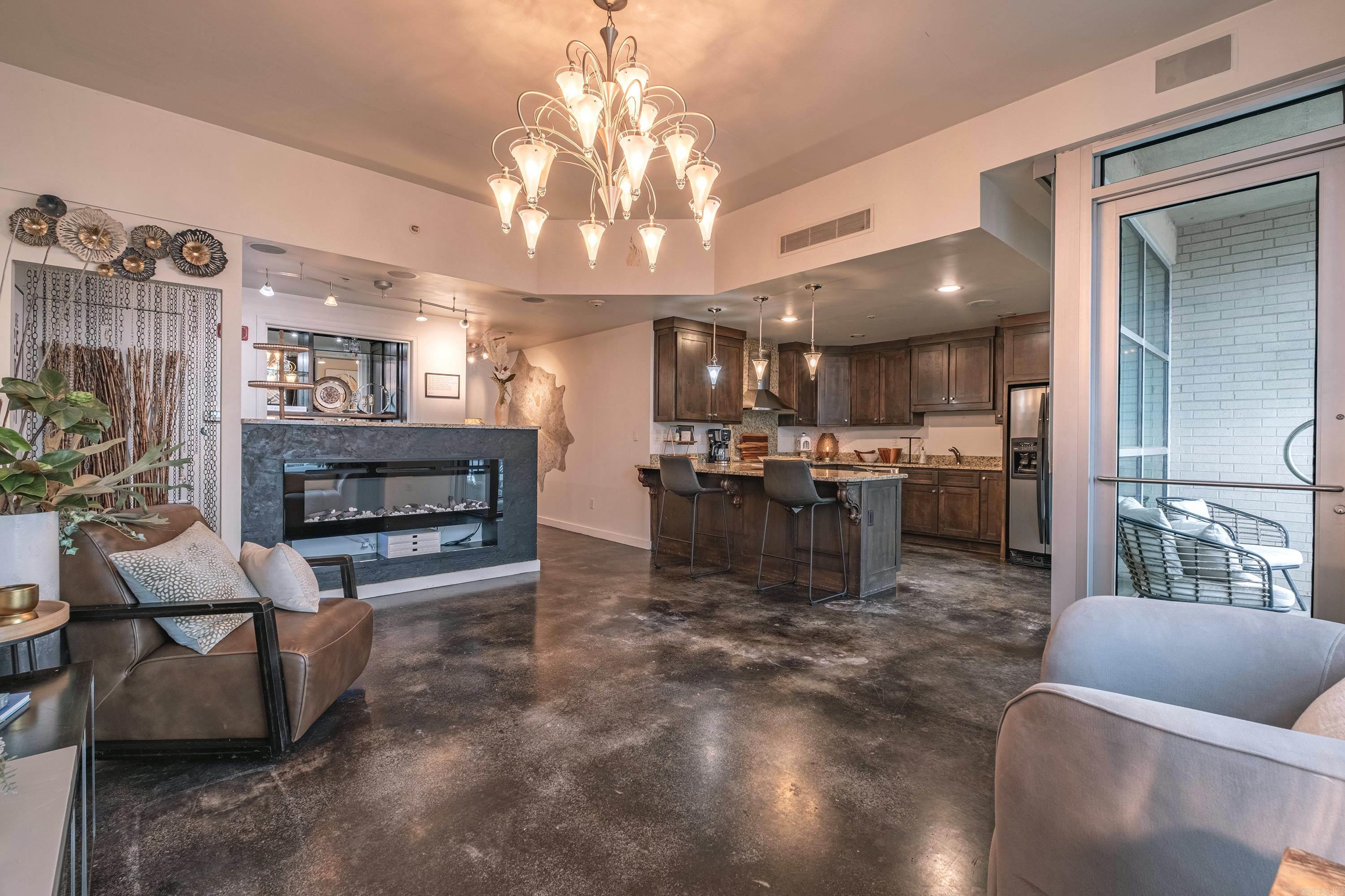 521 President Clinton  Little Rock, AR