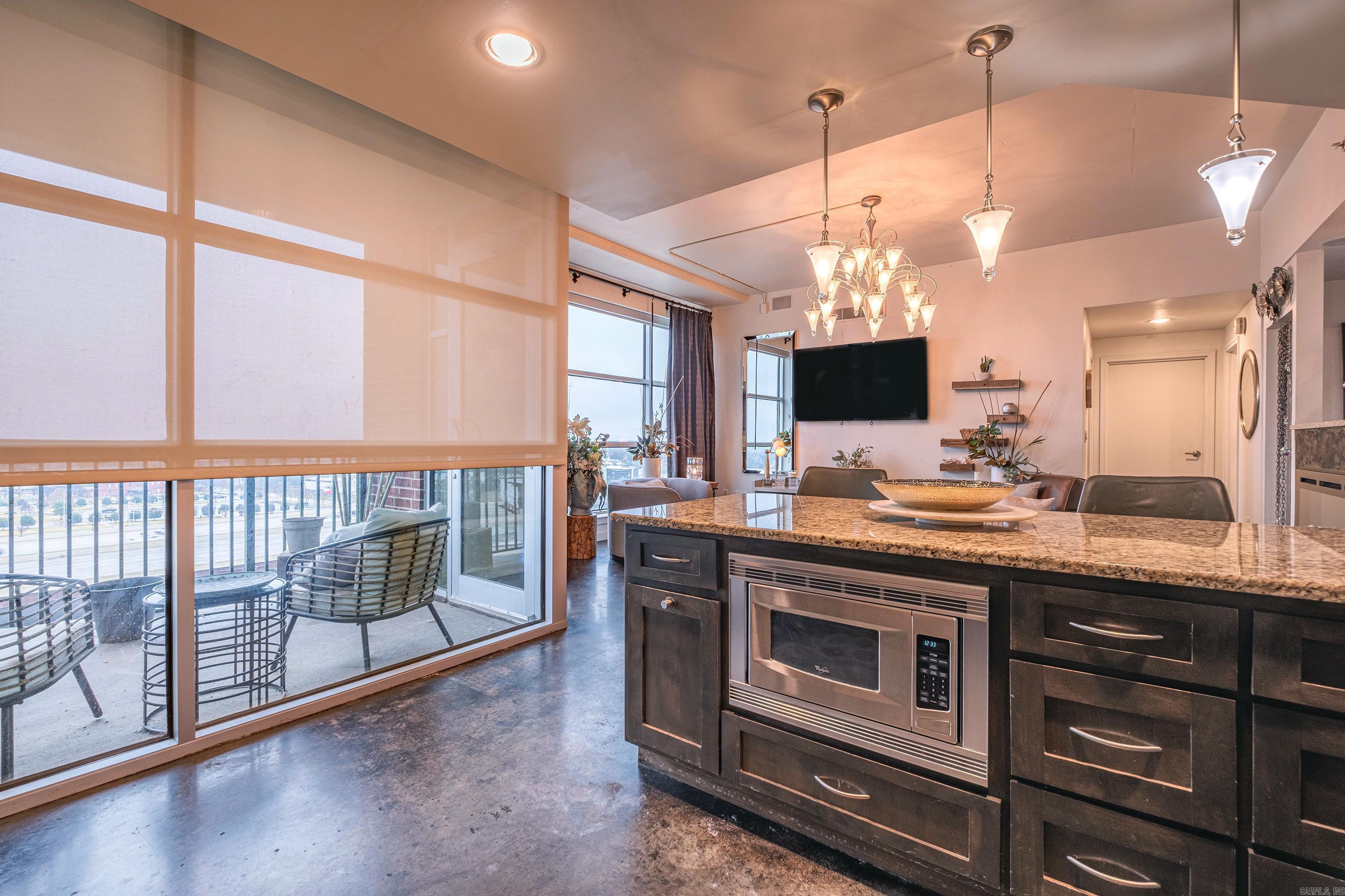 521 President Clinton  Little Rock, AR