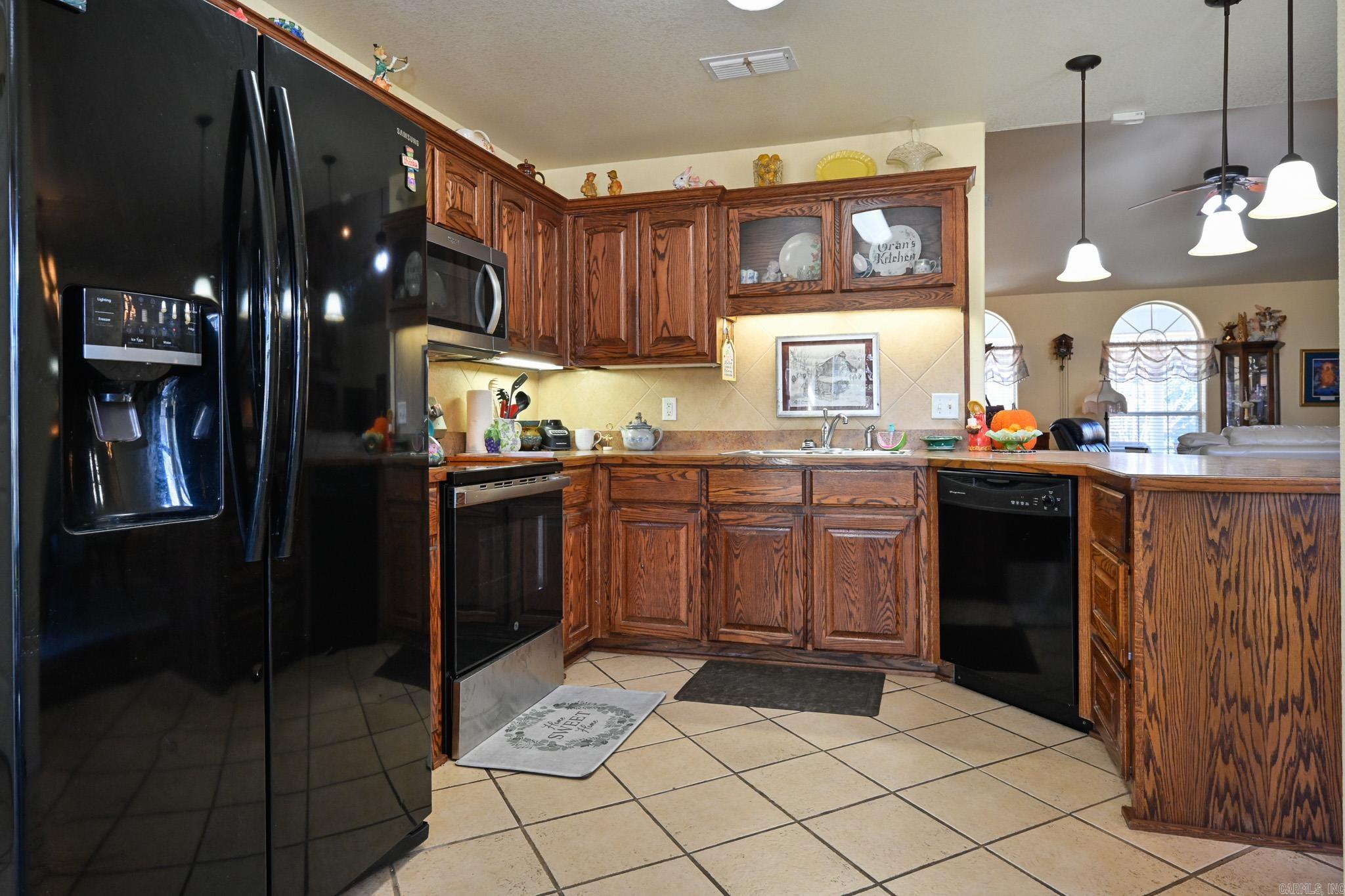 144 Polk Road 39 Mena, AR 71953