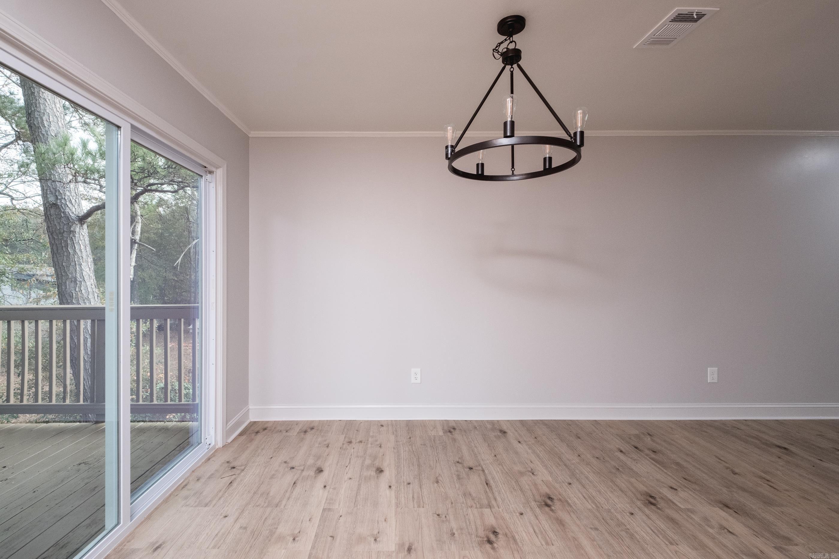 11005 King Arthurs Drive Little Rock, AR 72209