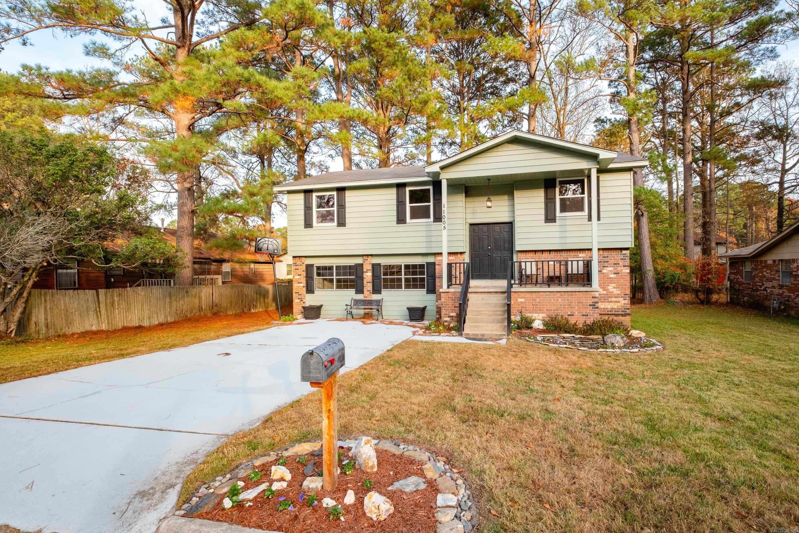 11005 King Arthurs Drive Little Rock, AR 72209