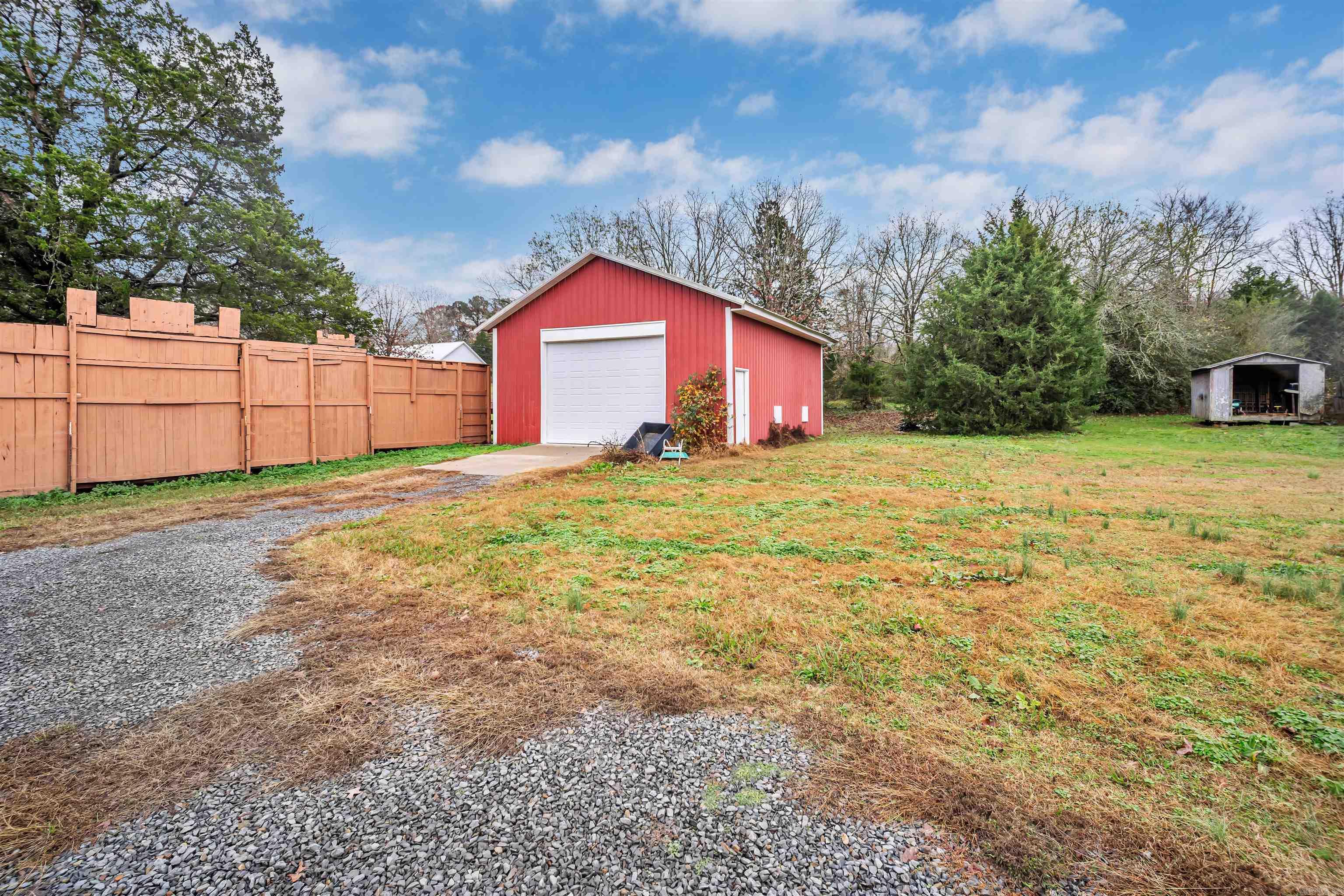 8 N Springhill Lane  Greenbrier, AR