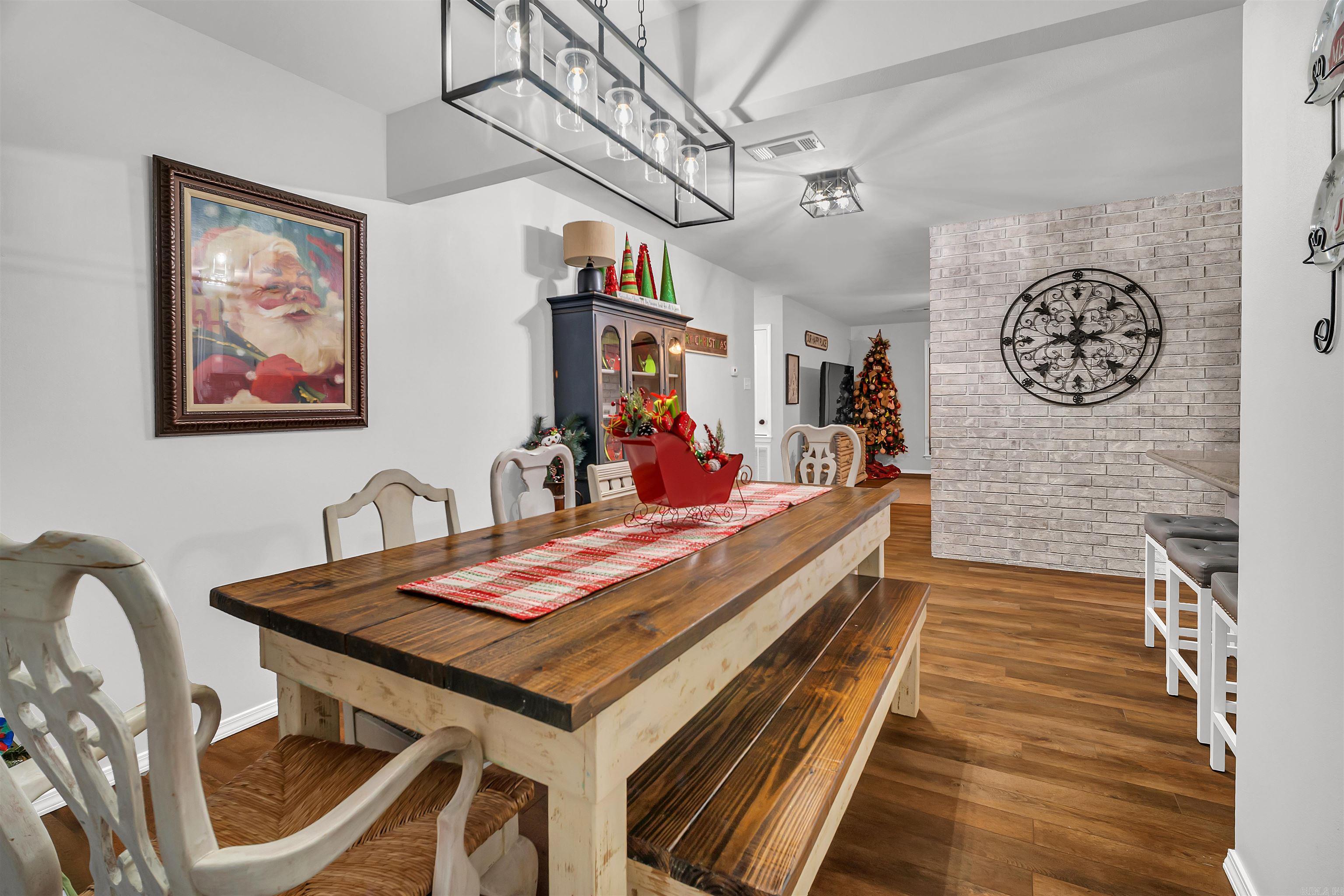 8 N Springhill Lane  Greenbrier, AR