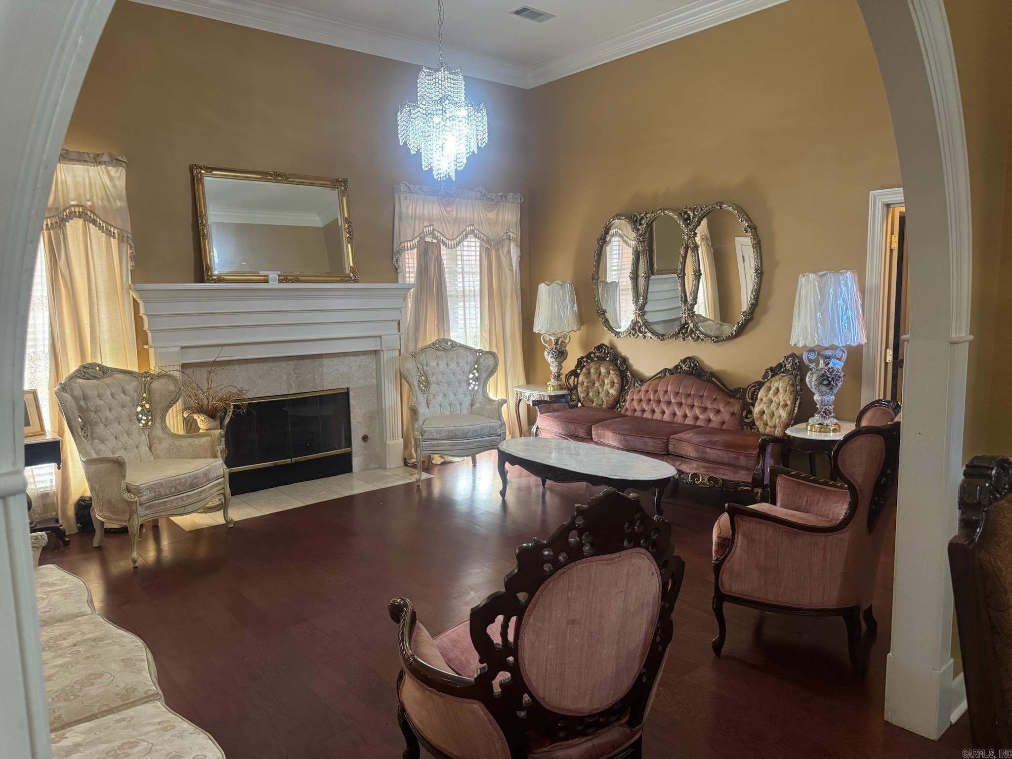 2 Rosaires  Little Rock, AR