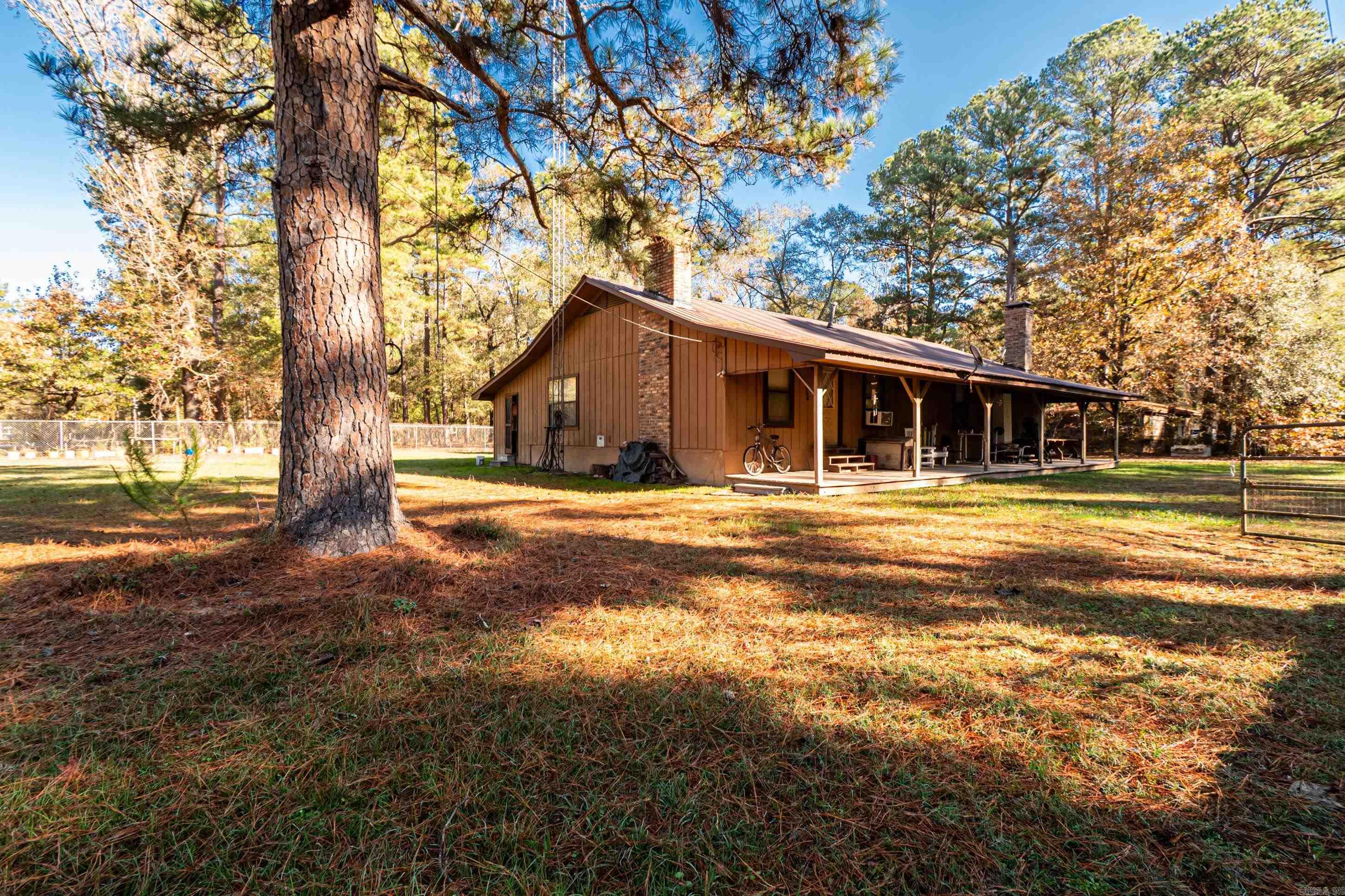 984 M Avenue Felsenthal, AR 71747