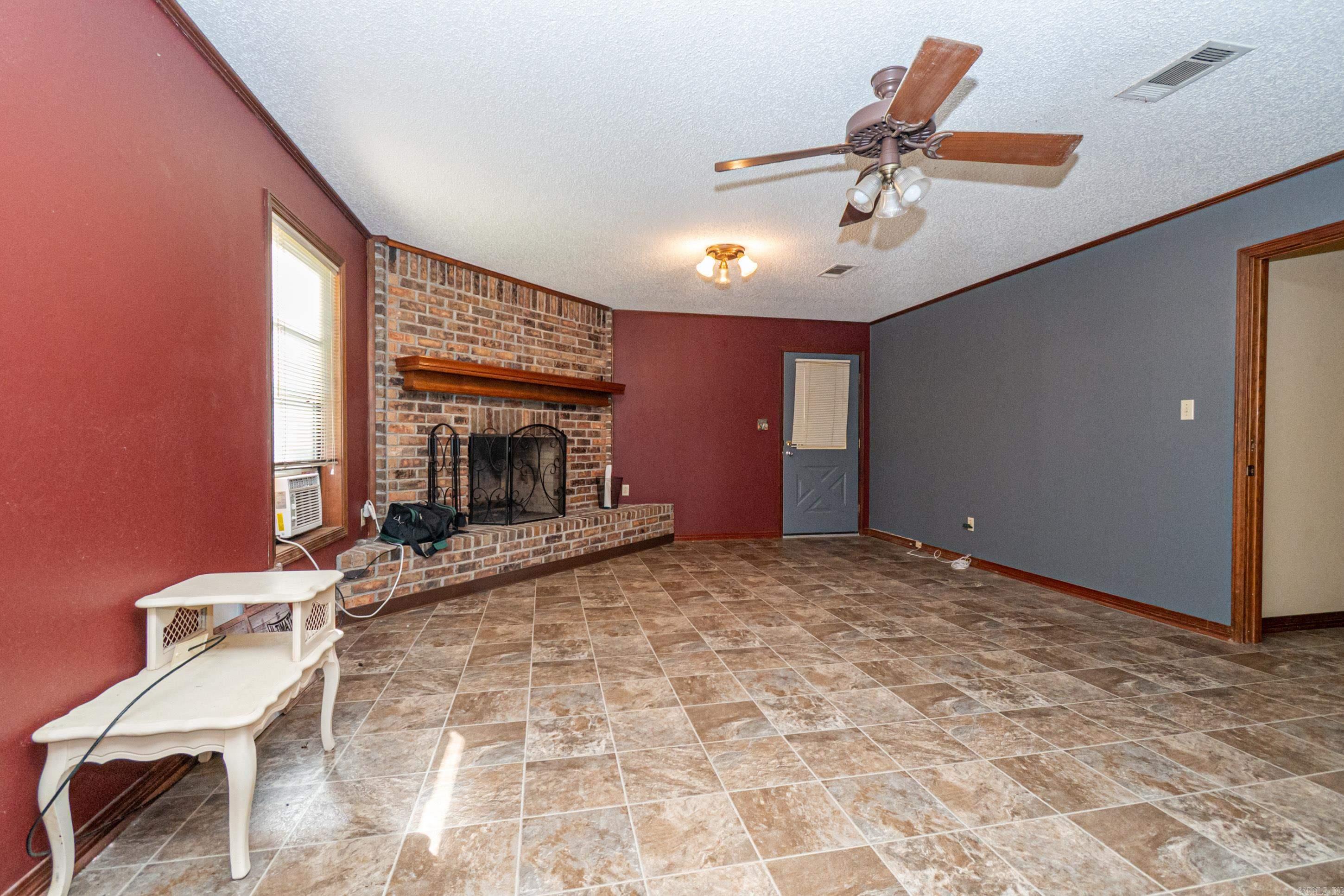 984 M Avenue Felsenthal, AR 71747