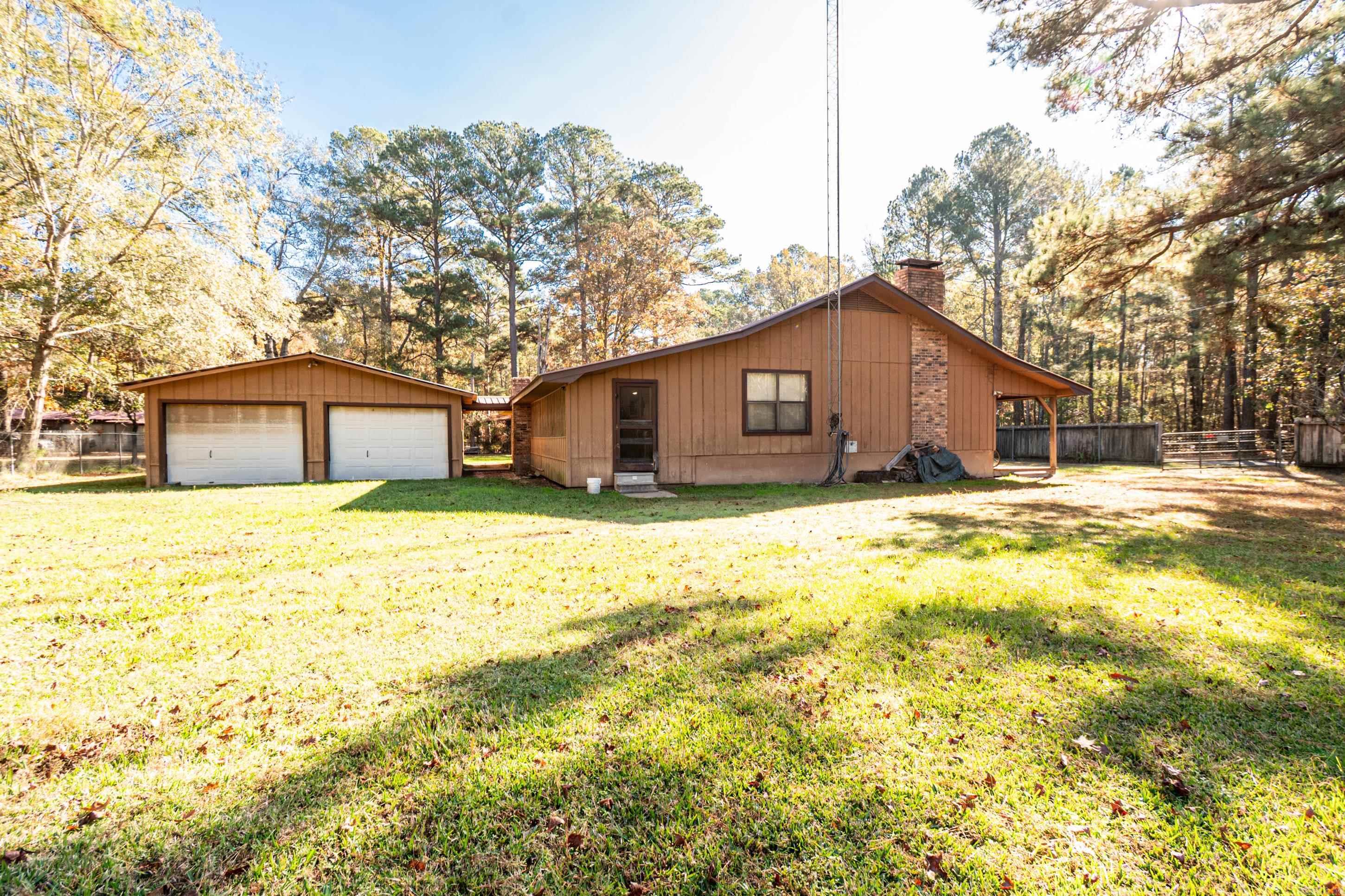 984 M Avenue Felsenthal, AR 71747