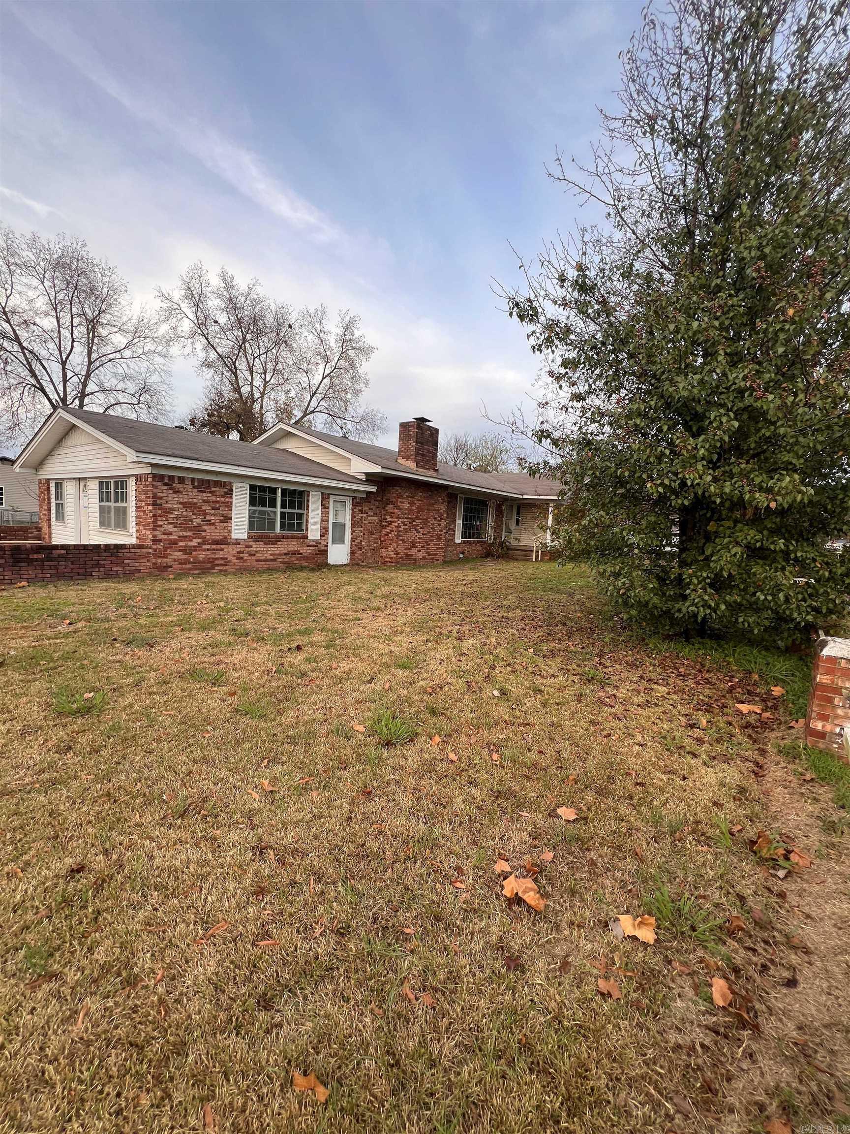 418 Rock  Dardanelle, AR