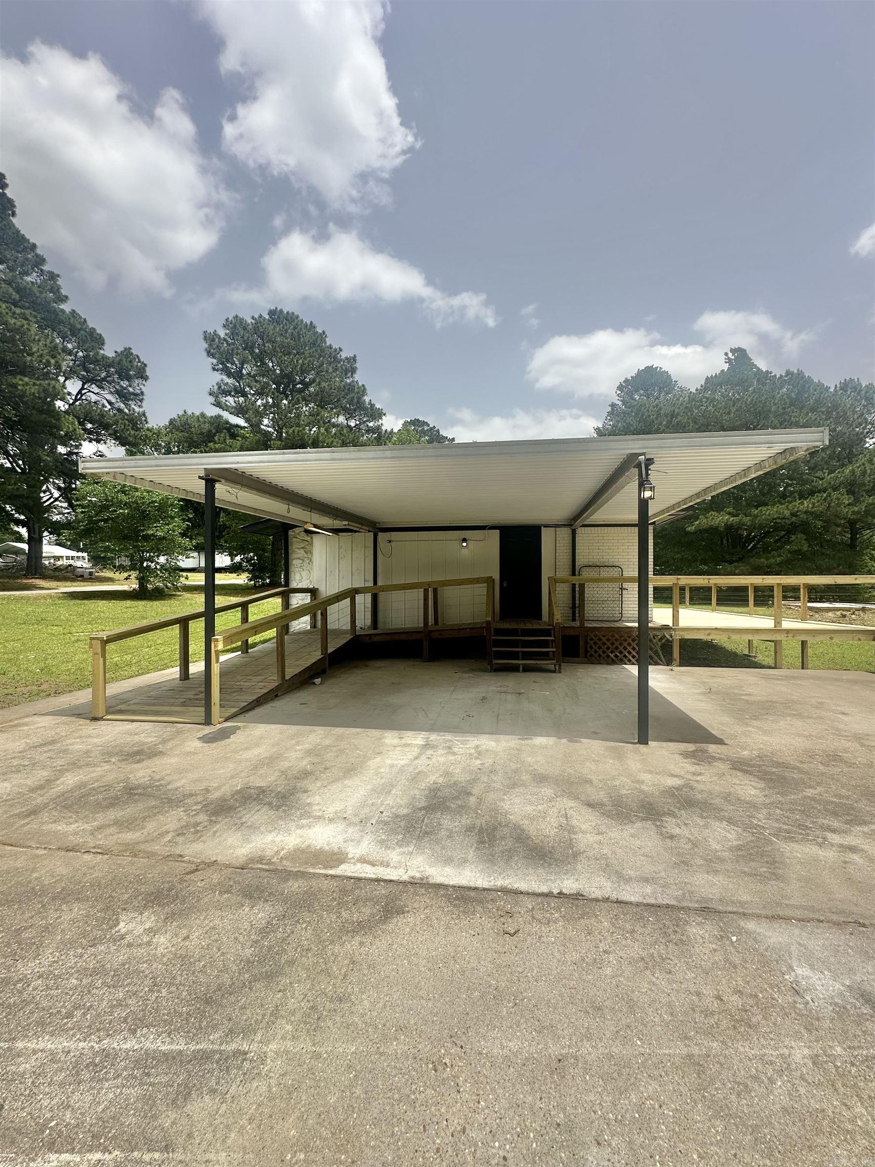 27 Grant 491 Road Sheridan, AR 72105