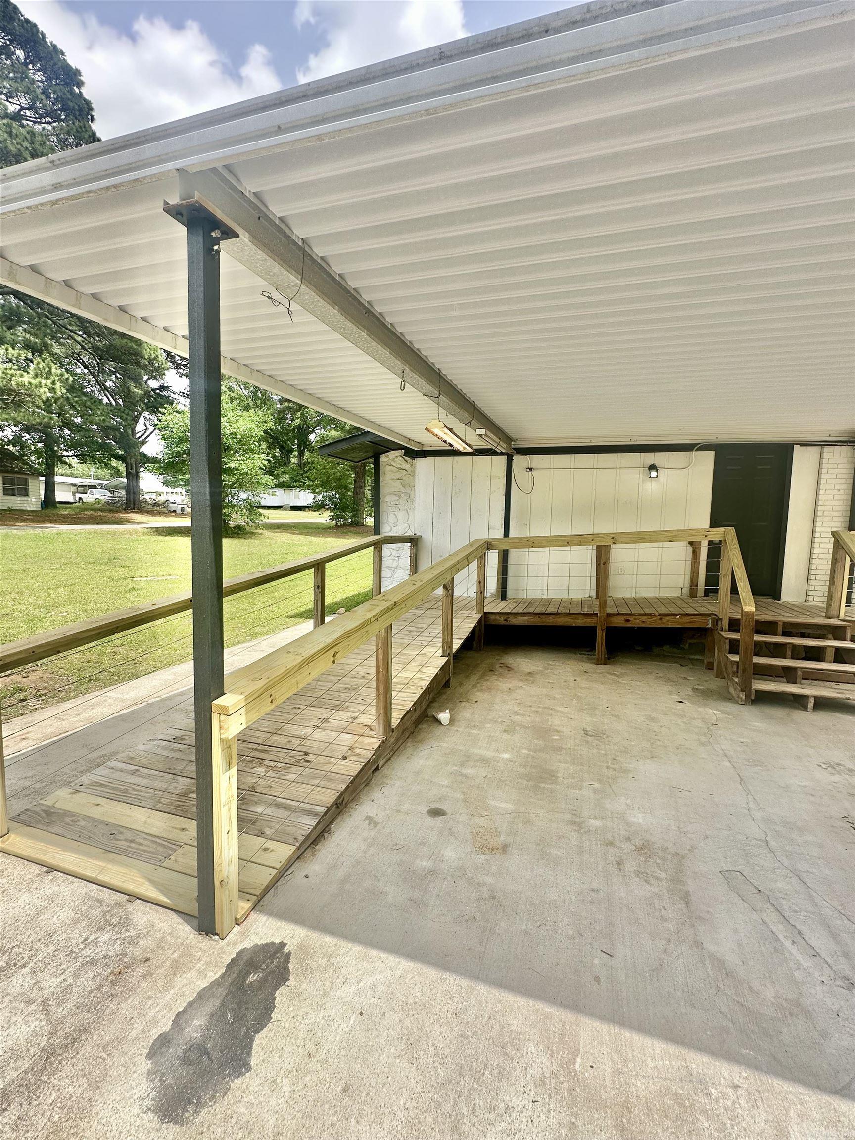 27 Grant 491 Road Sheridan, AR 72105