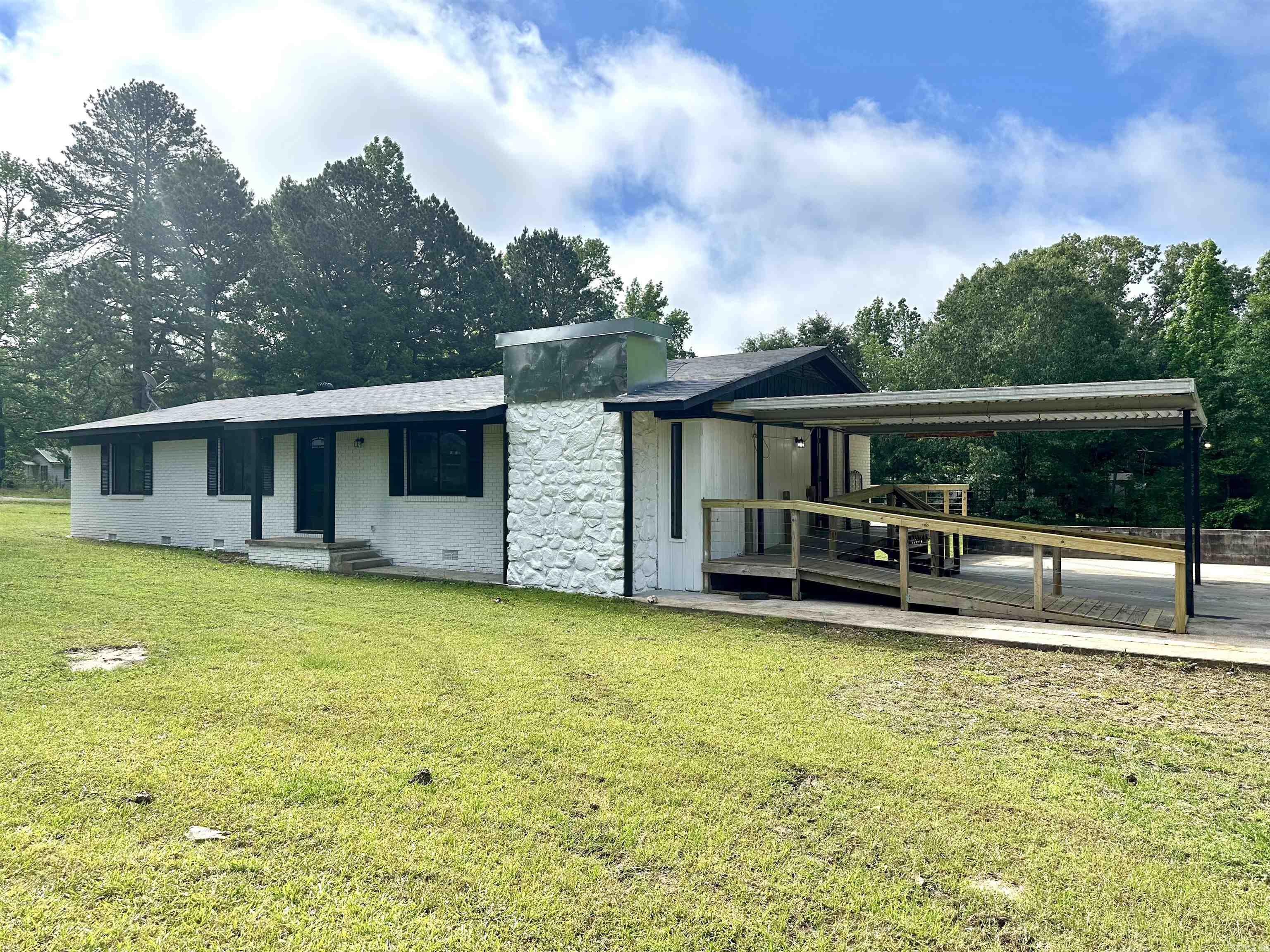 27 Grant 491 Road Sheridan, AR 72105